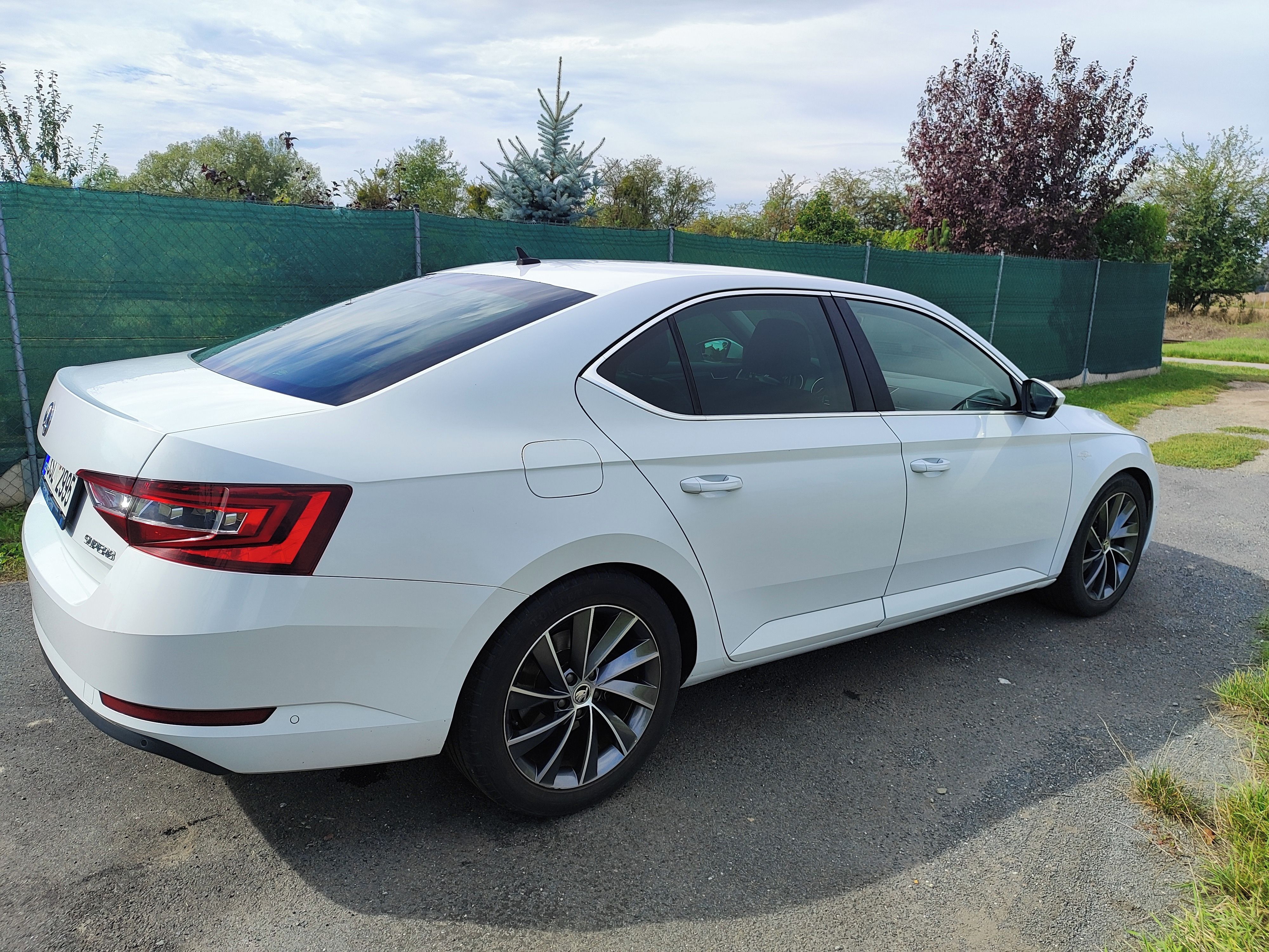 Škoda Superb, III 2.0 TDI  Laurin & Klement - fotka 3