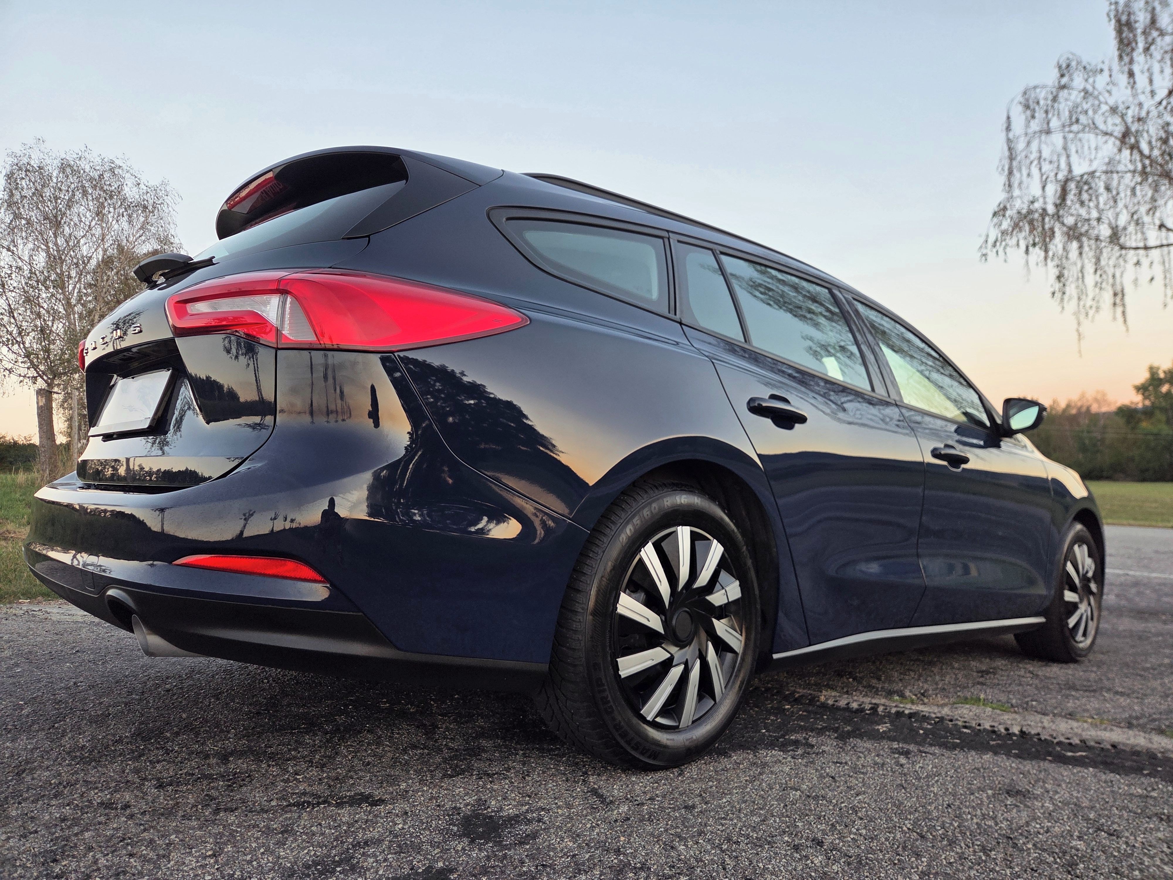 Ford Focus, 1.0 - fotka 6
