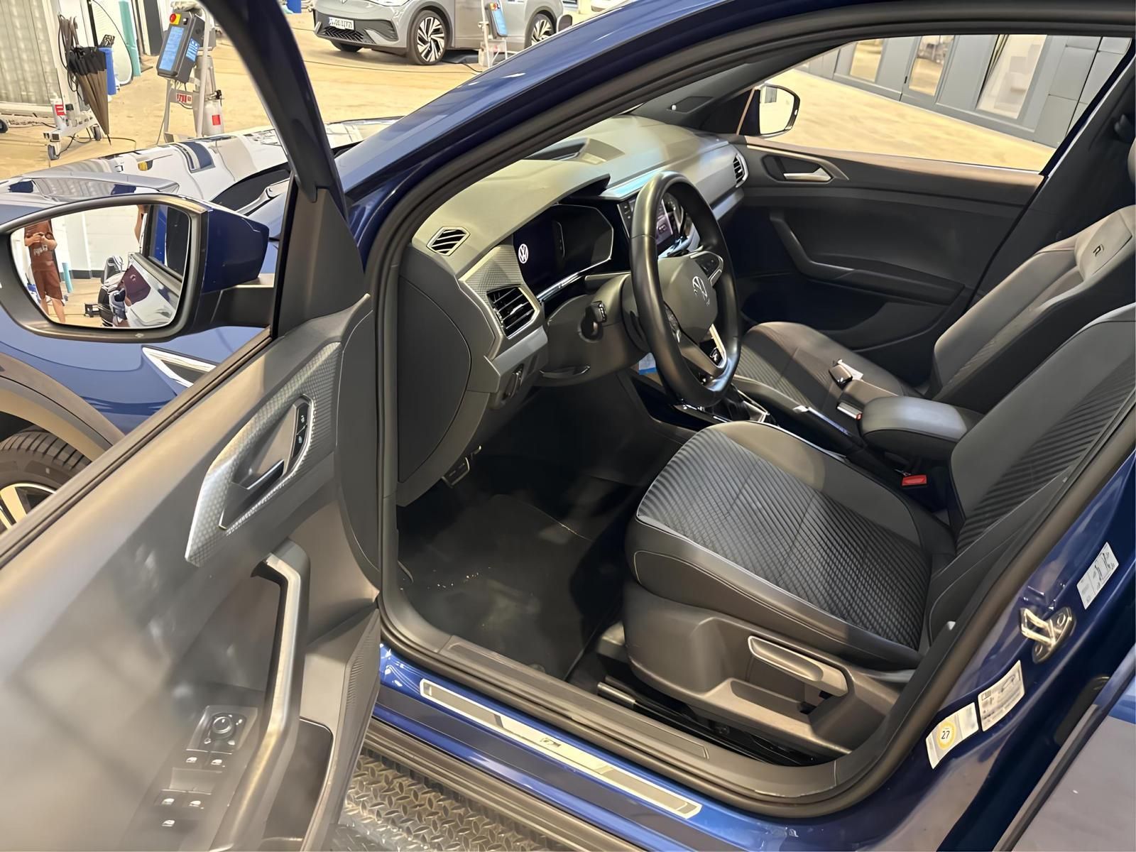 Volkswagen T-Cross, 1.5TSI 110kW DSG R-Line DPH - fotka 4