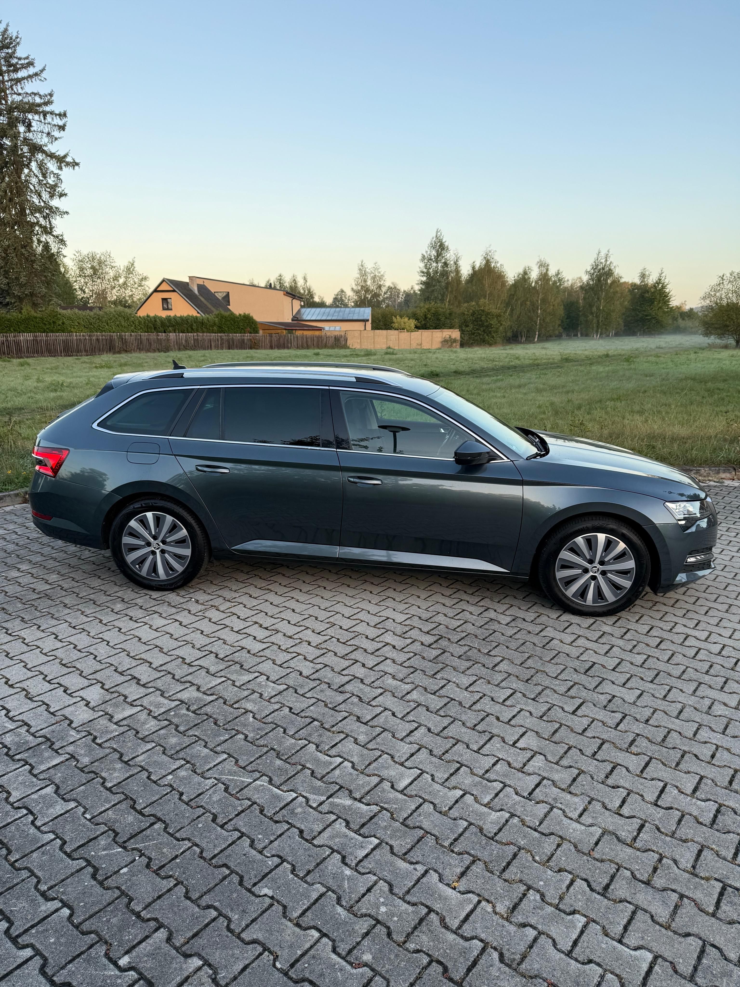 Škoda Superb, Škoda Superb 3 Kombi 2.0Tdi - fotka 6