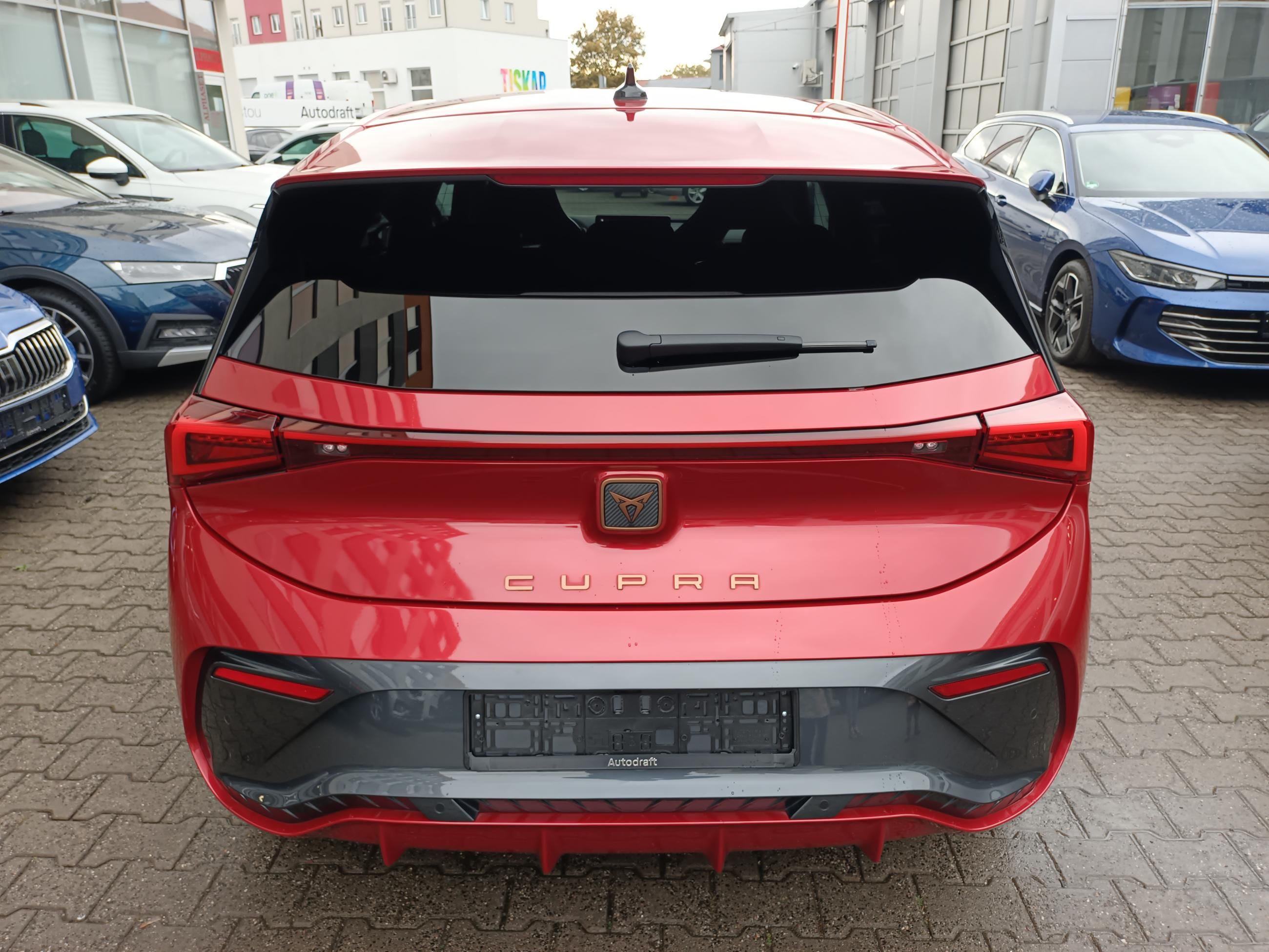 Cupra Born, e-Boost 170kW - fotka 6