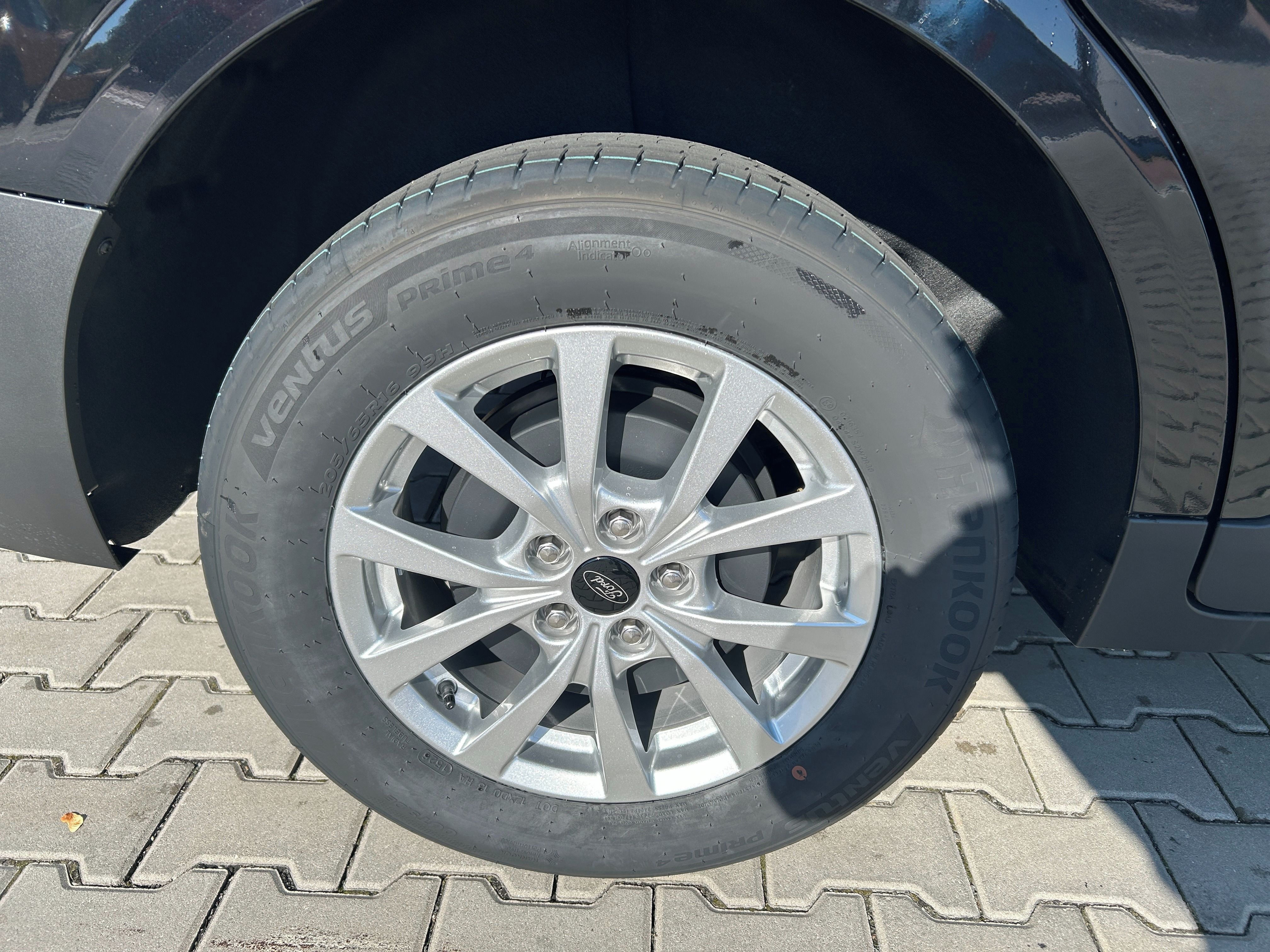 Ford Tourneo Courier, 1.0 EcoBoost 92 kW Titanium L1 - fotka 4