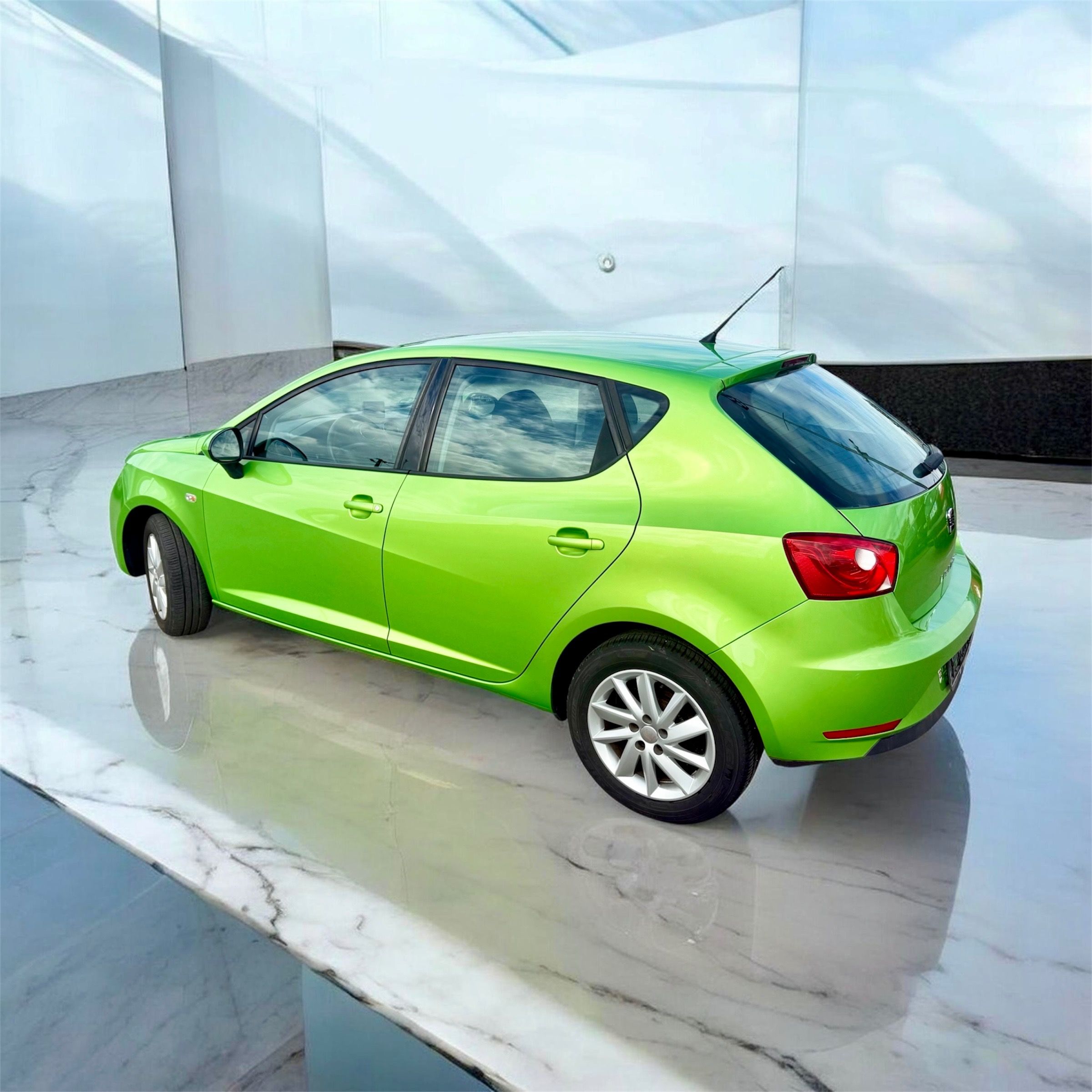Seat Ibiza, 1.4 MPI*SALSA*TOP**126tis.km!! - fotka 4