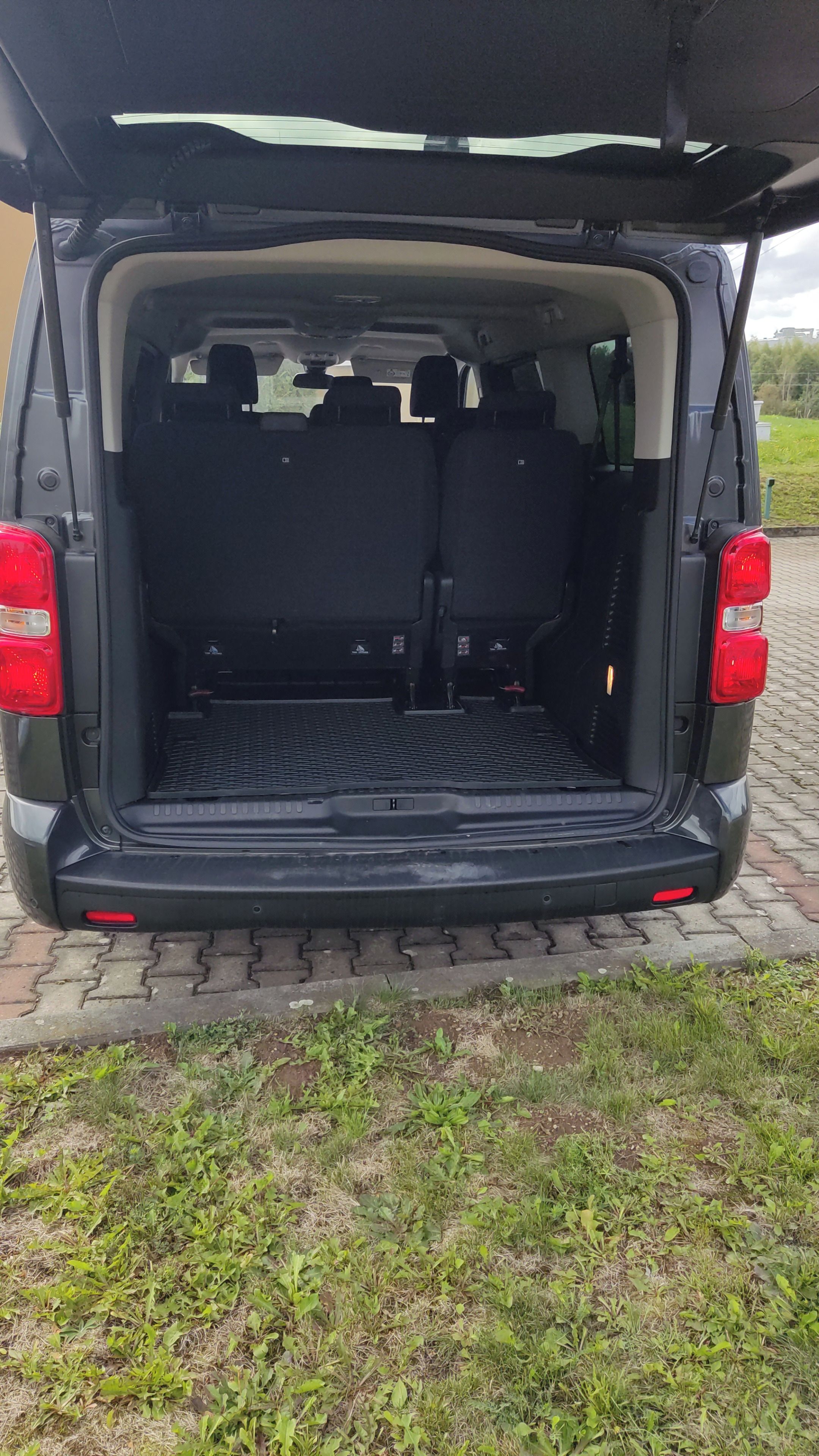 Citroën SpaceTourer, 2.0 BlueHDi,XL - fotka 4
