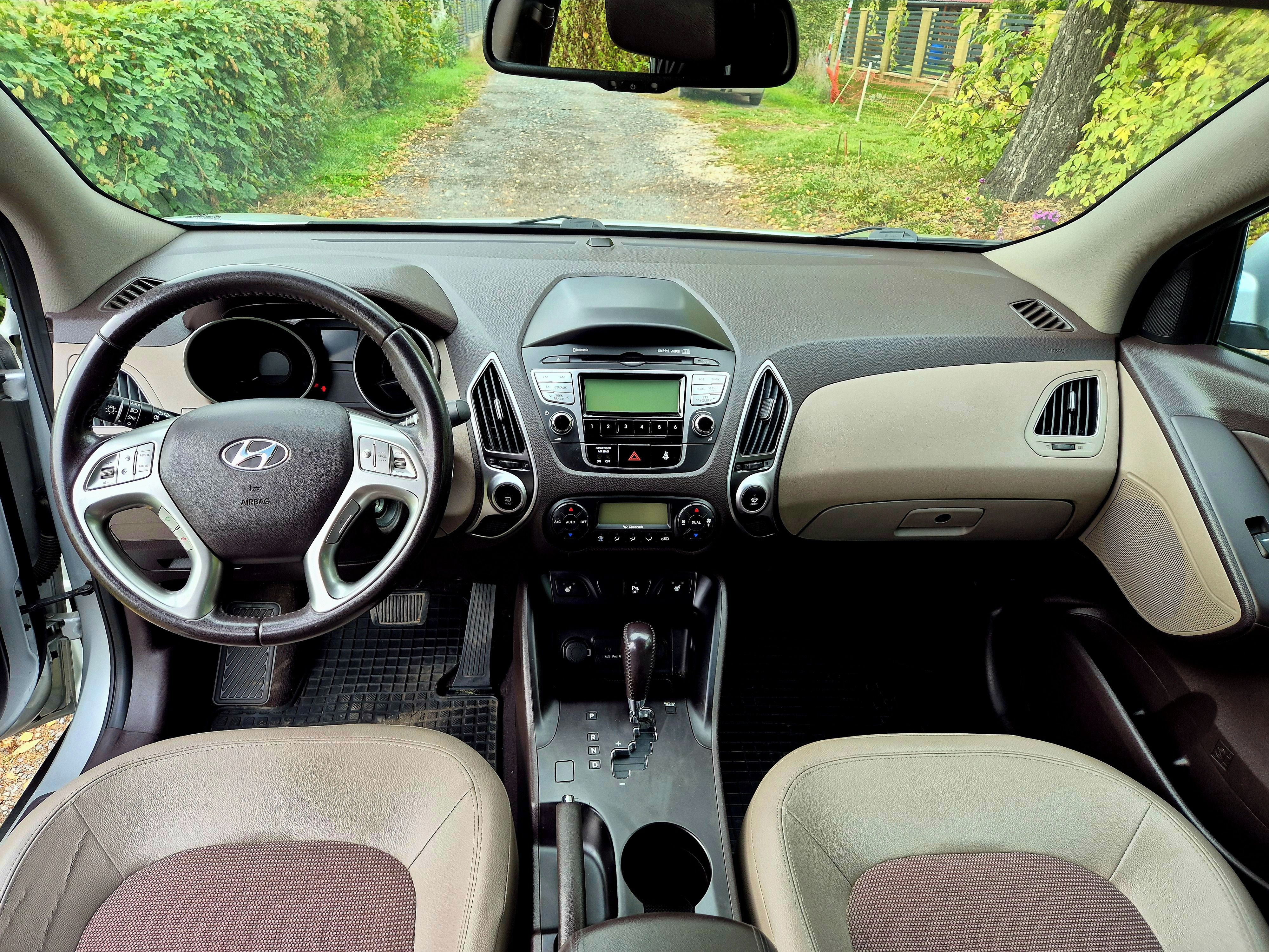 Hyundai ix35, 4x4 Automat stav 51000km!! - fotka 6