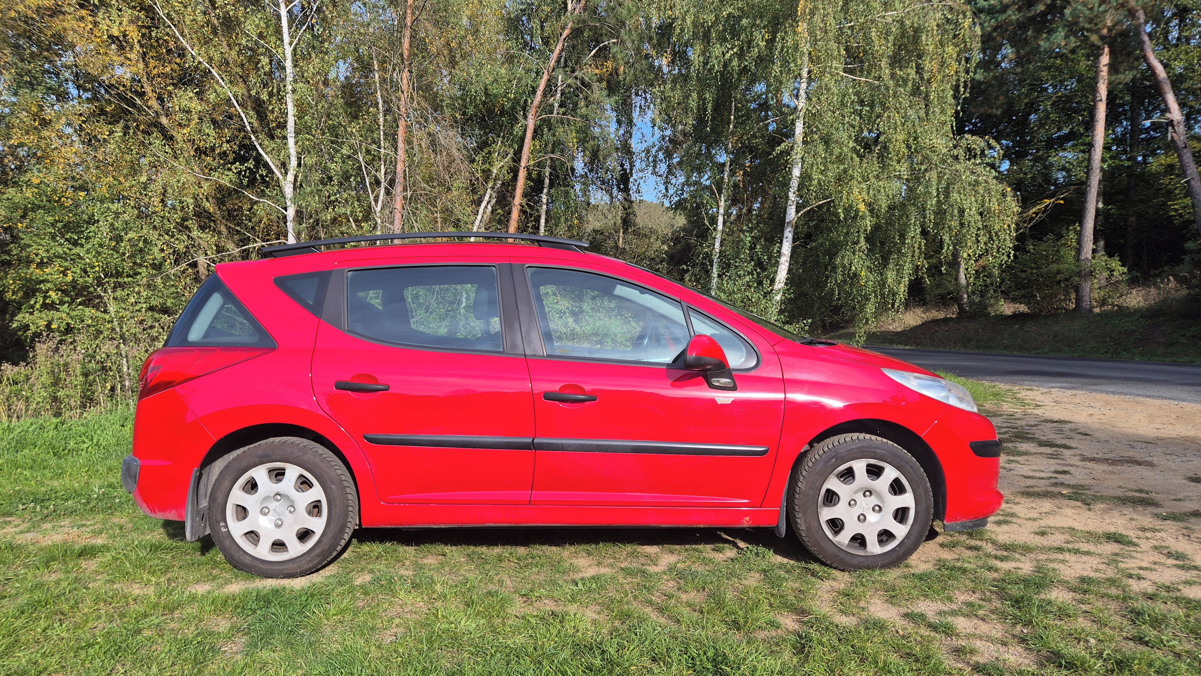 Peugeot 207, 1,4 SW 1.majitel, nová STK, - fotka 4
