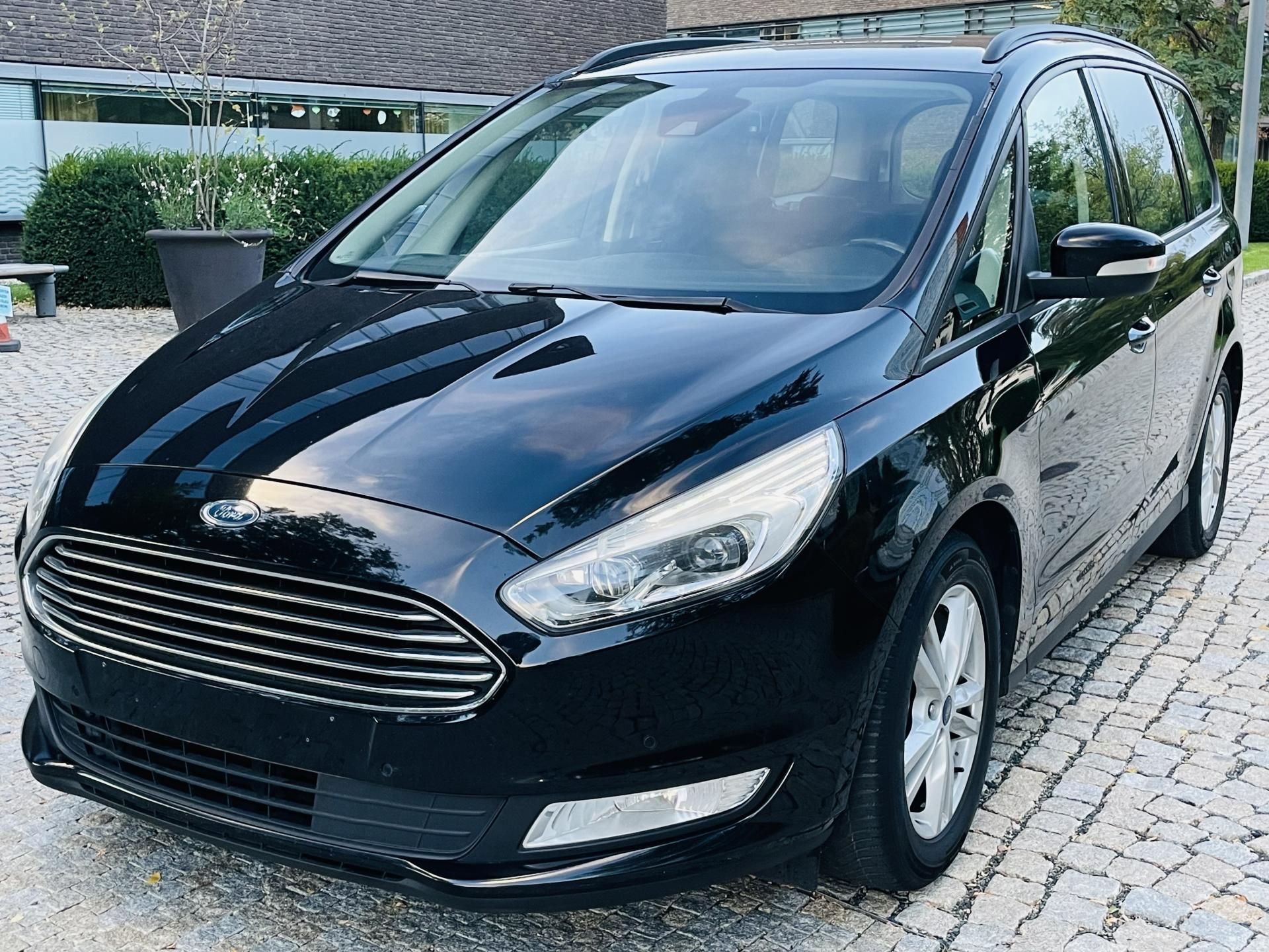 Ford Galaxy, 2.0TDCi MANUÁL 7MÍST SENZORY - fotka 4