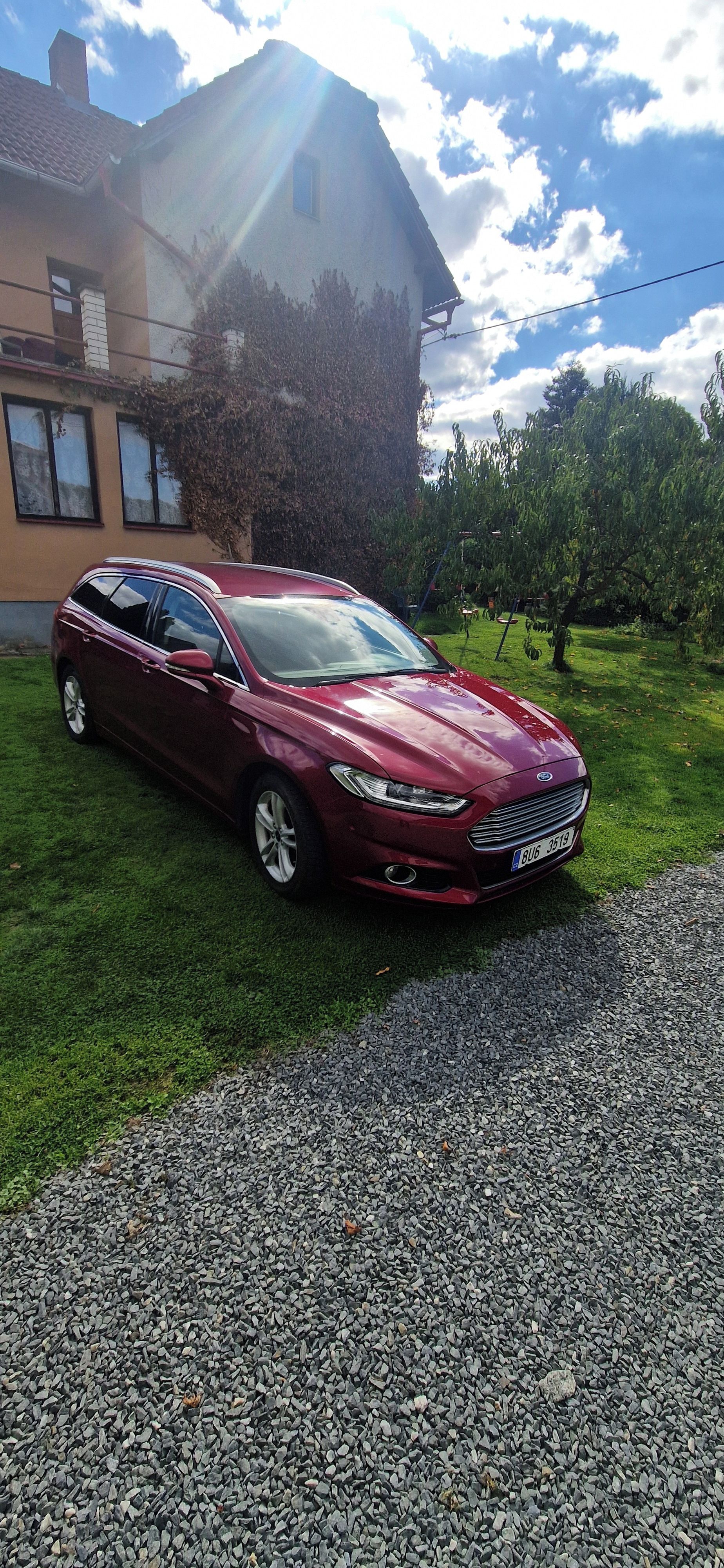 Ford Mondeo, Ford Mondeo Mk5 kombi 2.0 TDCi - fotka 6
