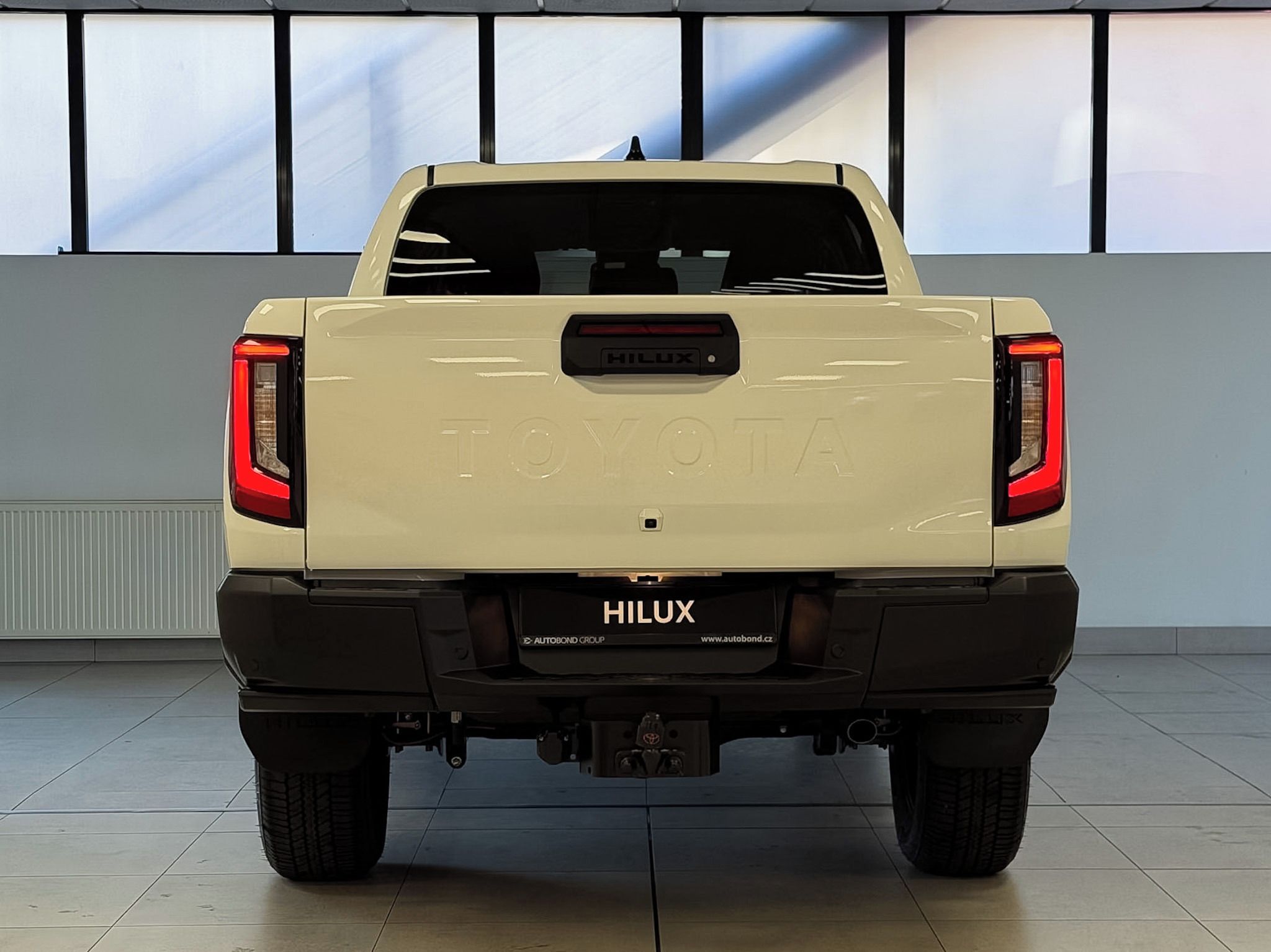 Toyota Hilux, Active, 2.8D MHEV, 4x4 - fotka 5