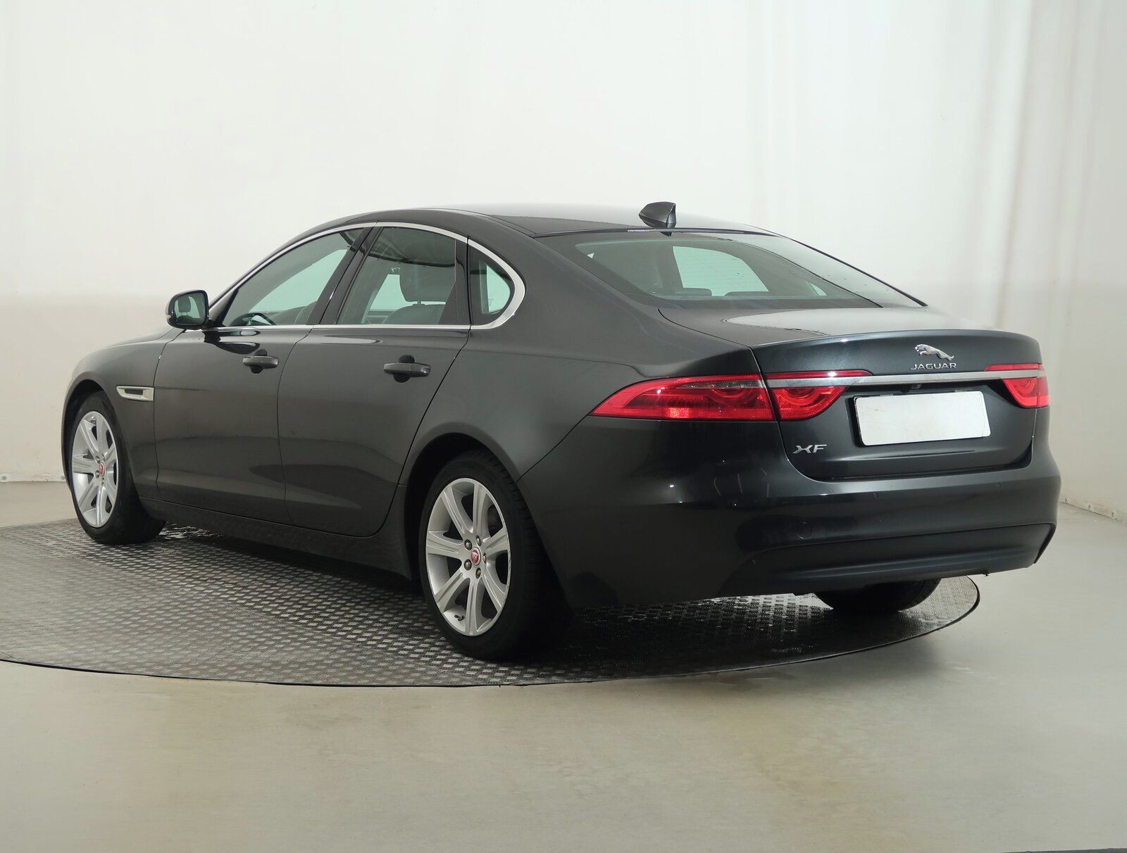 Jaguar XF, E-Performance, Automat, Kůže - fotka 4