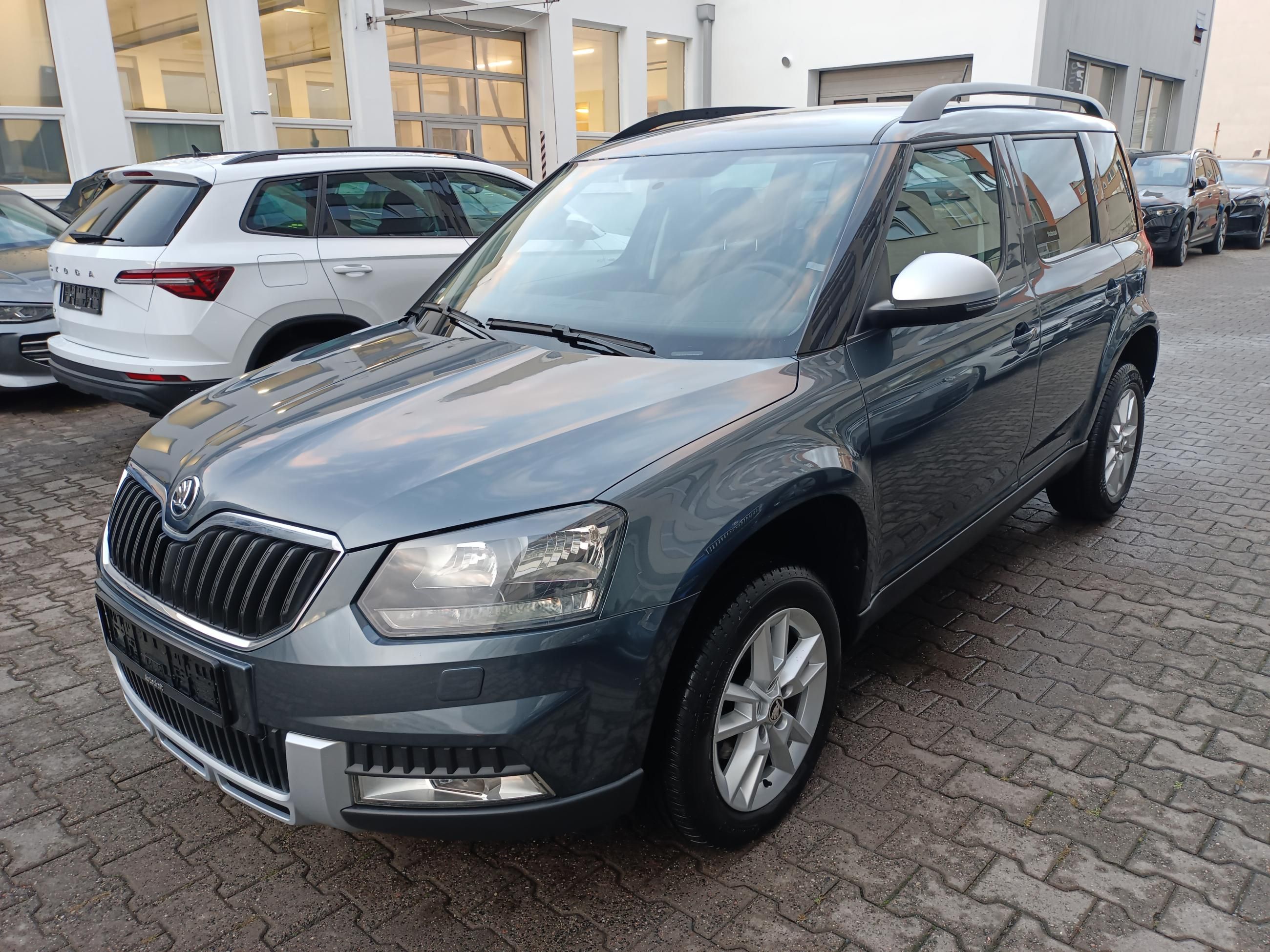 Škoda Yeti, 1.2 TSI 81kW Manuál / Tažné - fotka 3