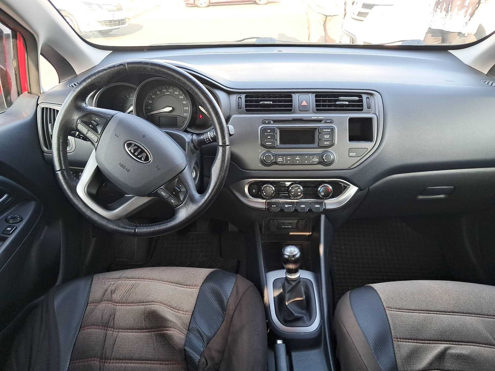 Kia Rio, 1.25 CVVT, Klima, El. okna - fotka 3