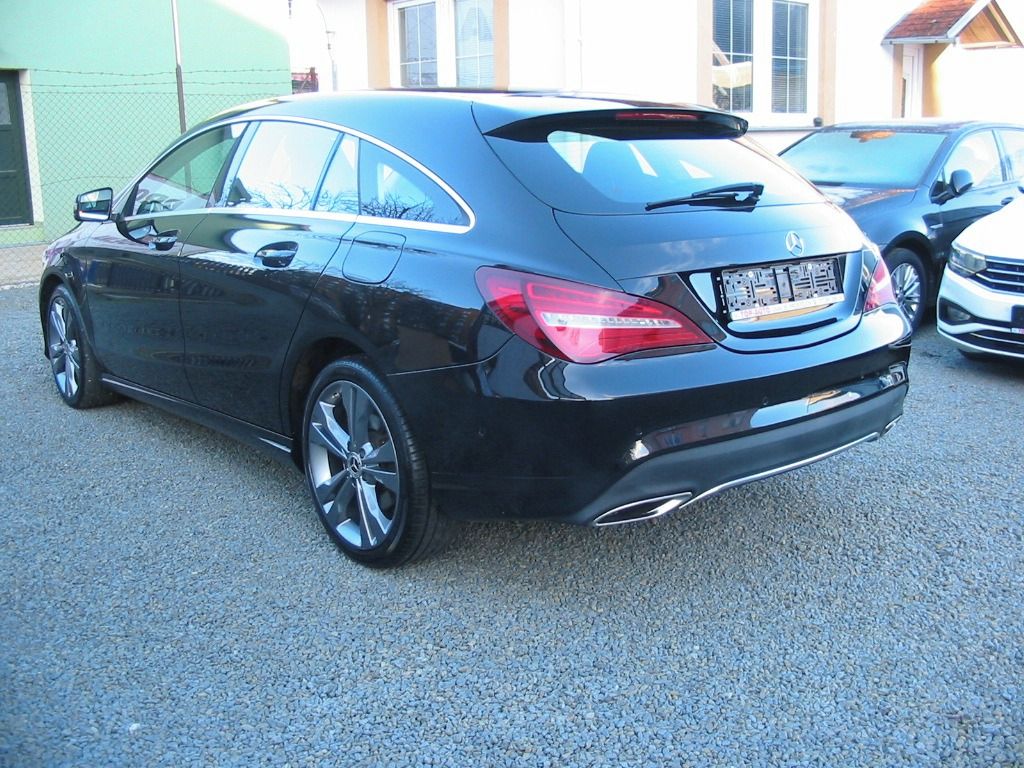 Mercedes-Benz CLA, 200 CDI Shooting Brake 4Matic - fotka 2