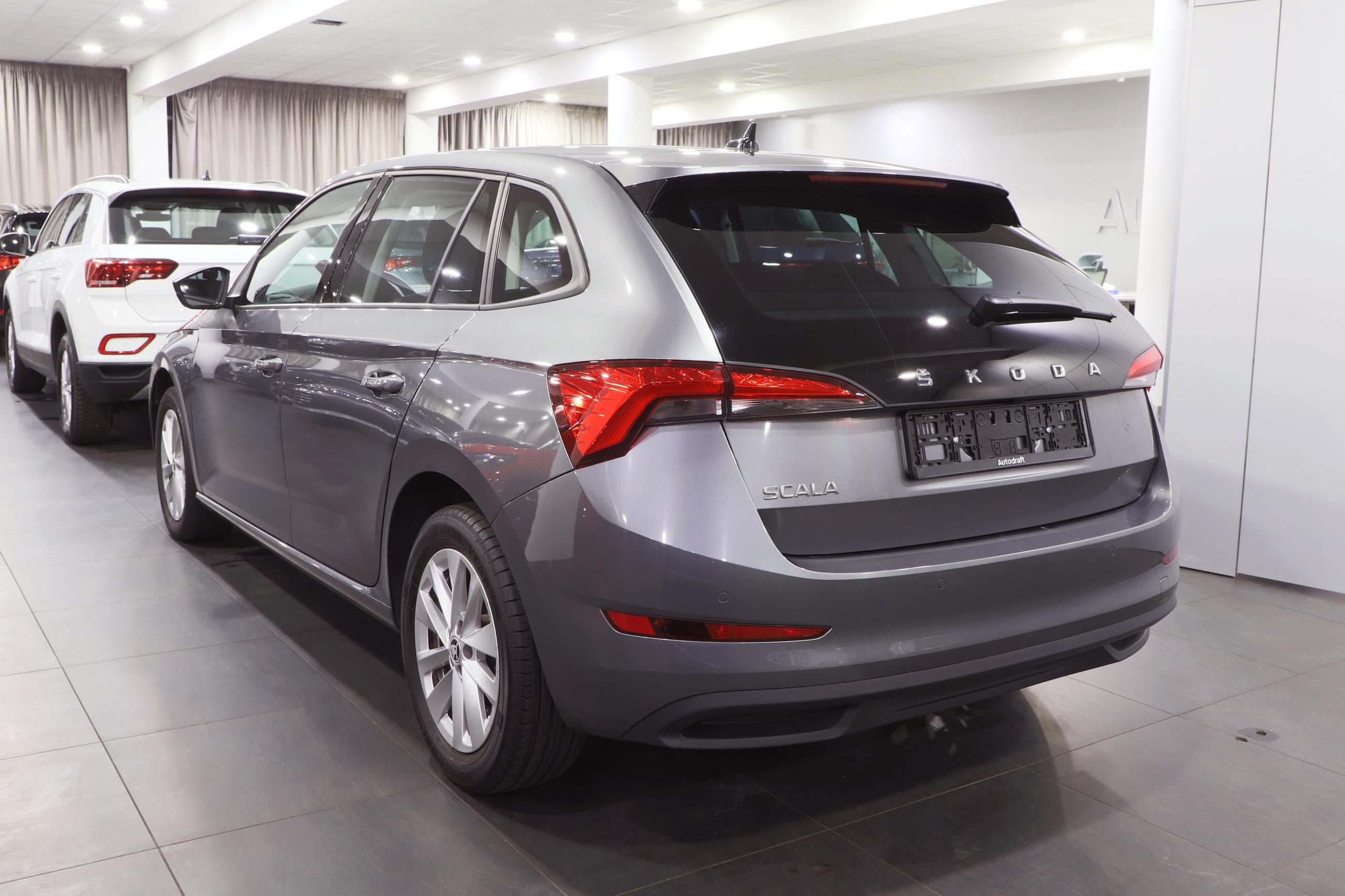 Škoda Scala, 1.5 TSI 110kW / Záruka - fotka 4