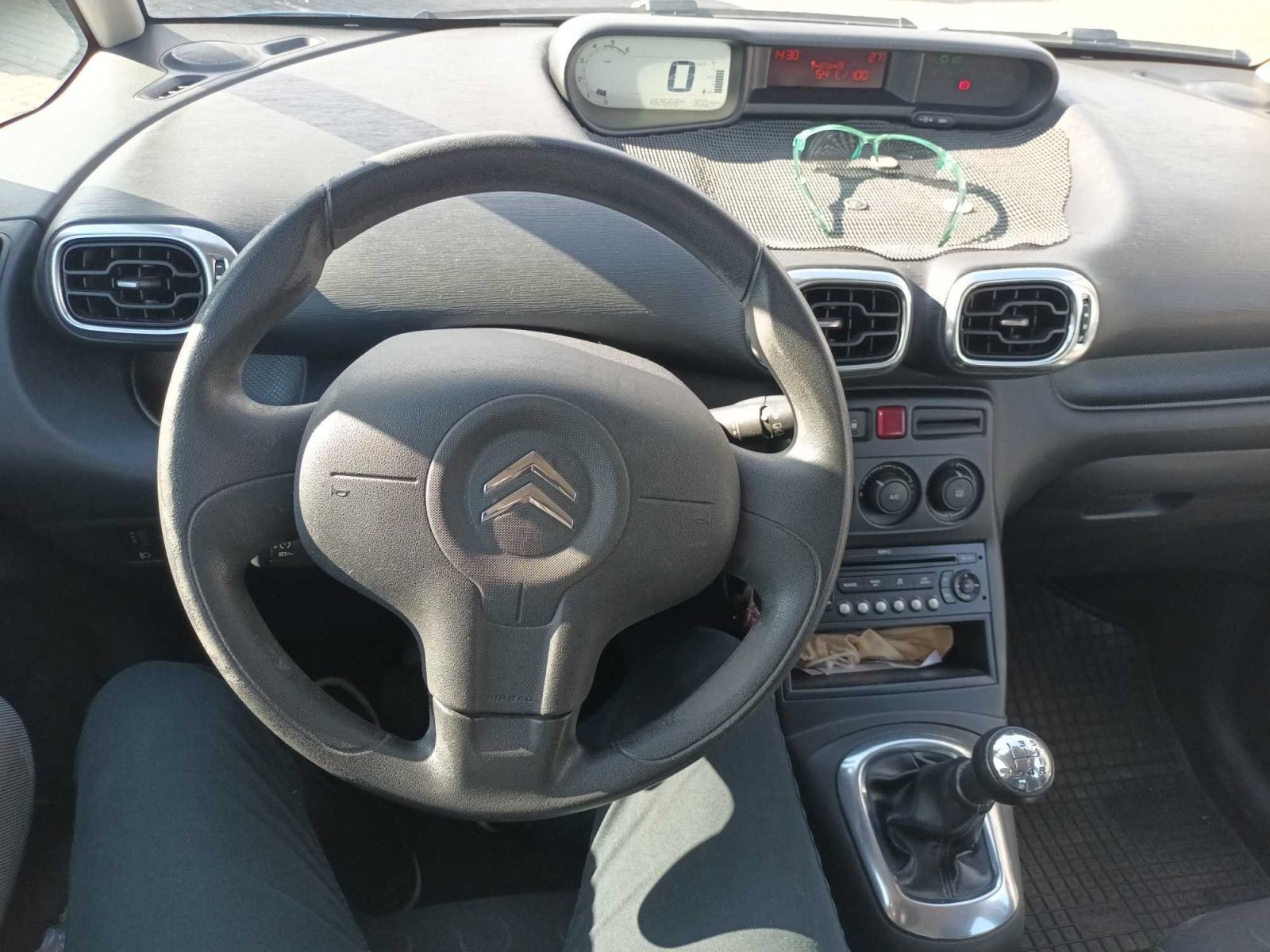 Citroën C3 Picasso, 1.6 HDi, ČR,1.maj, Tažné - fotka 3