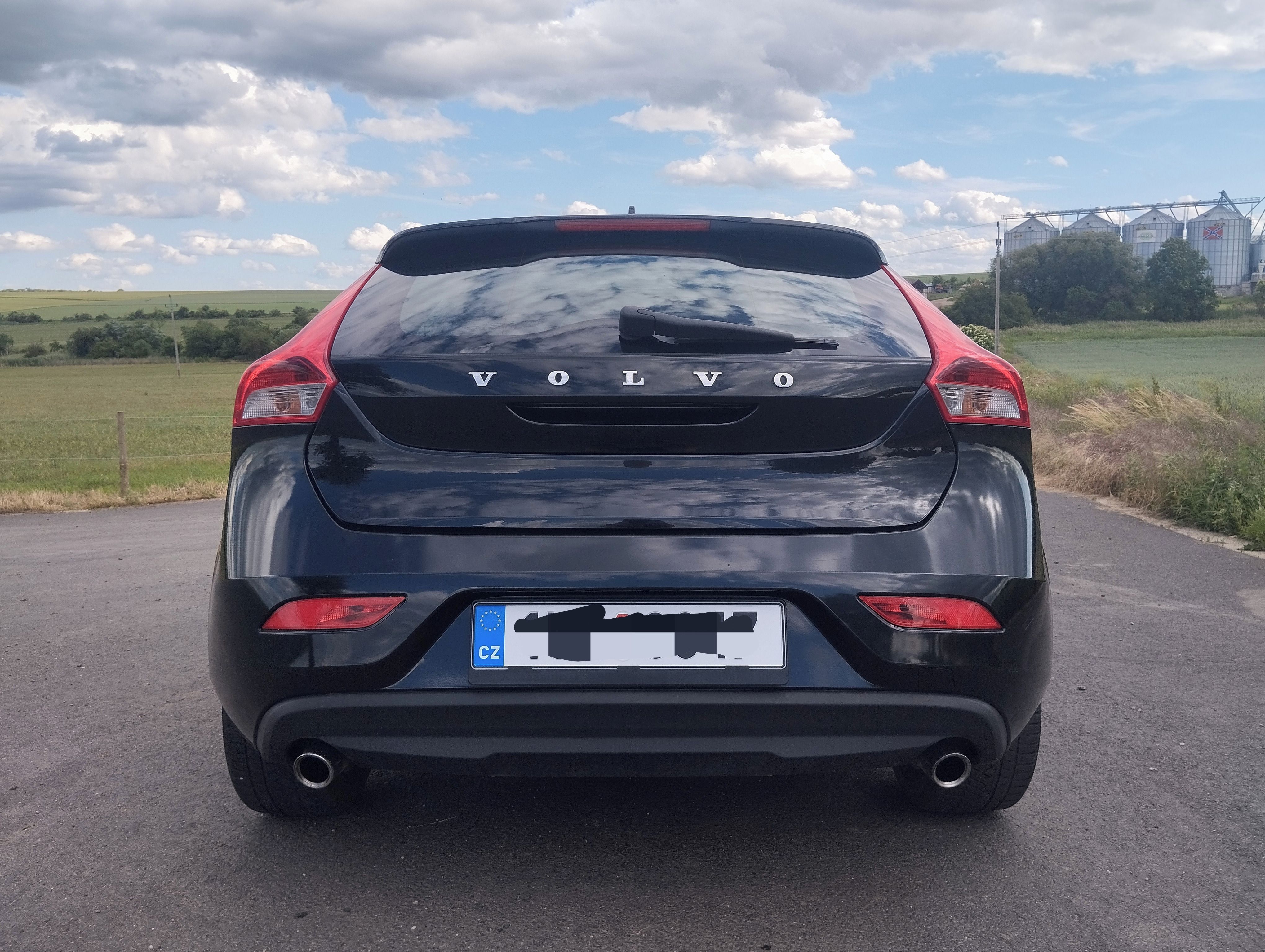 Volvo V40, Volvo V40 SPORT 140 KW - fotka 5