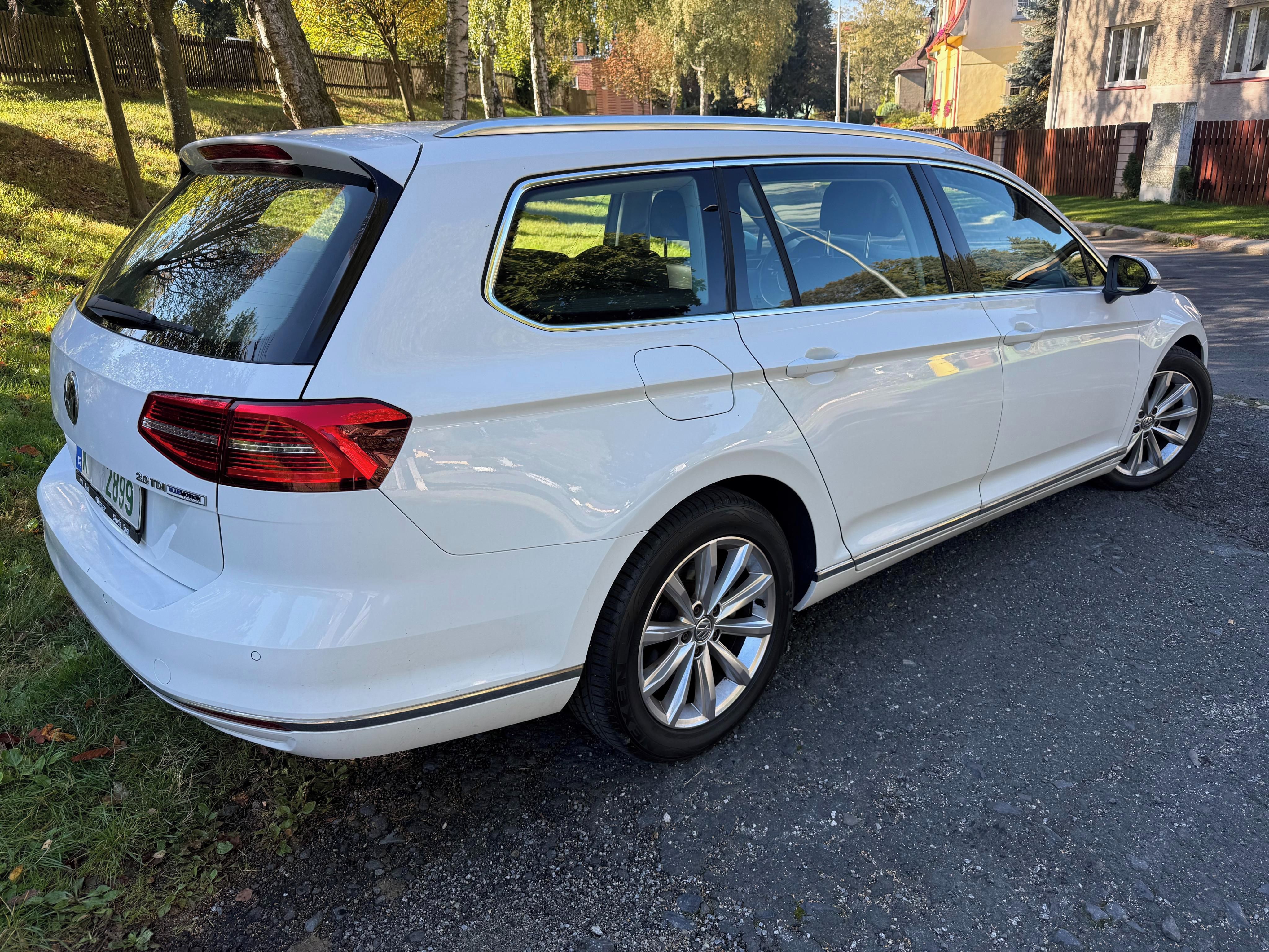 Volkswagen Passat, 2.0 TDI 110 kW, nová STK - fotka 4