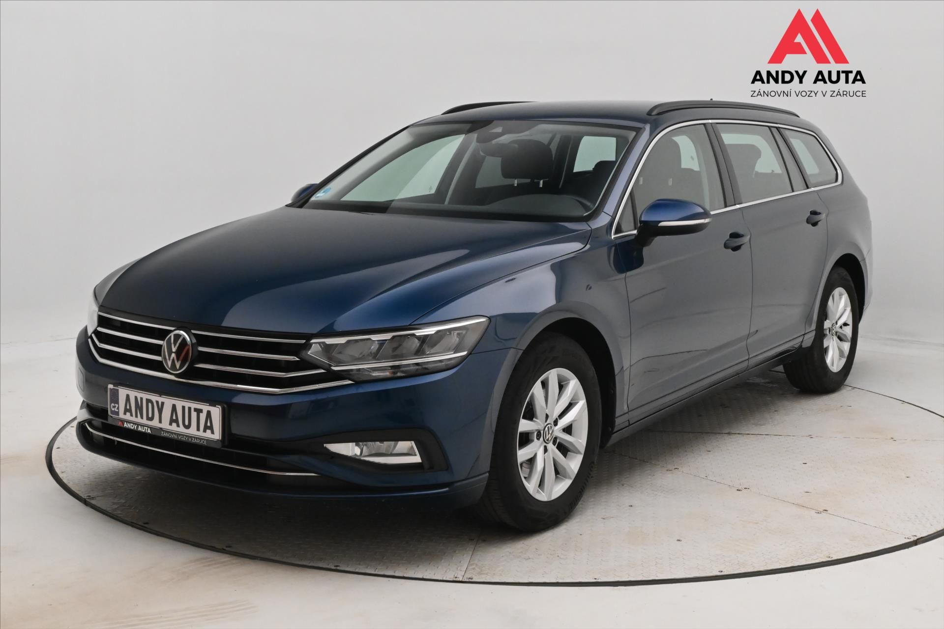 Volkswagen Passat, 2,0 TDI 110kW DSG Business Zár