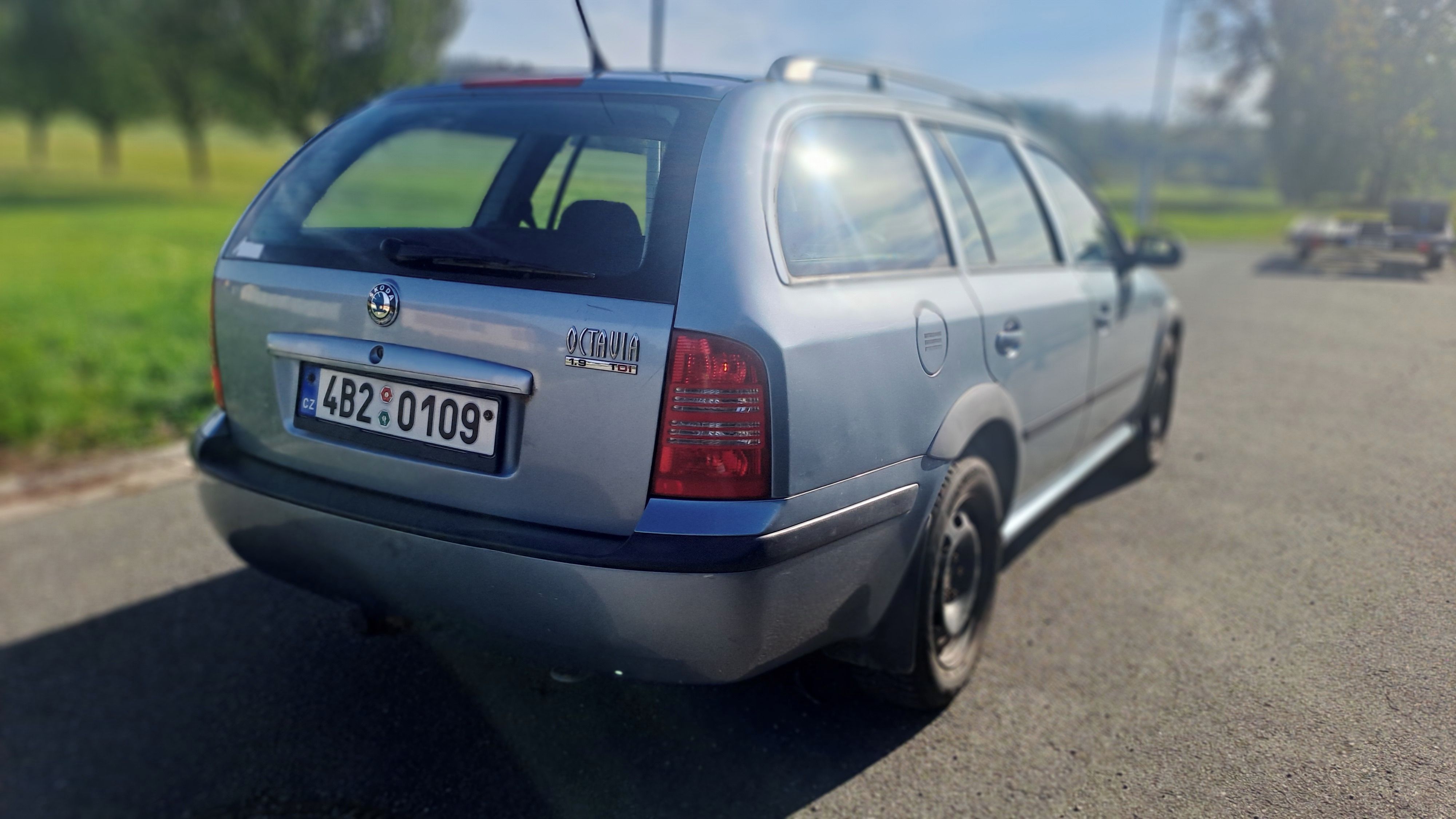 Škoda Octavia, 1,9 TDI 96KW, 1.MAJITEL - fotka 6