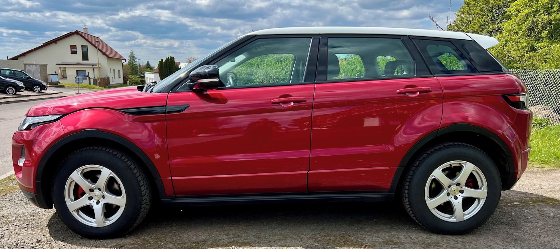 Land Rover Range Rover Evoque, Range Rover Evoque 2.2 140 kW - fotka 5