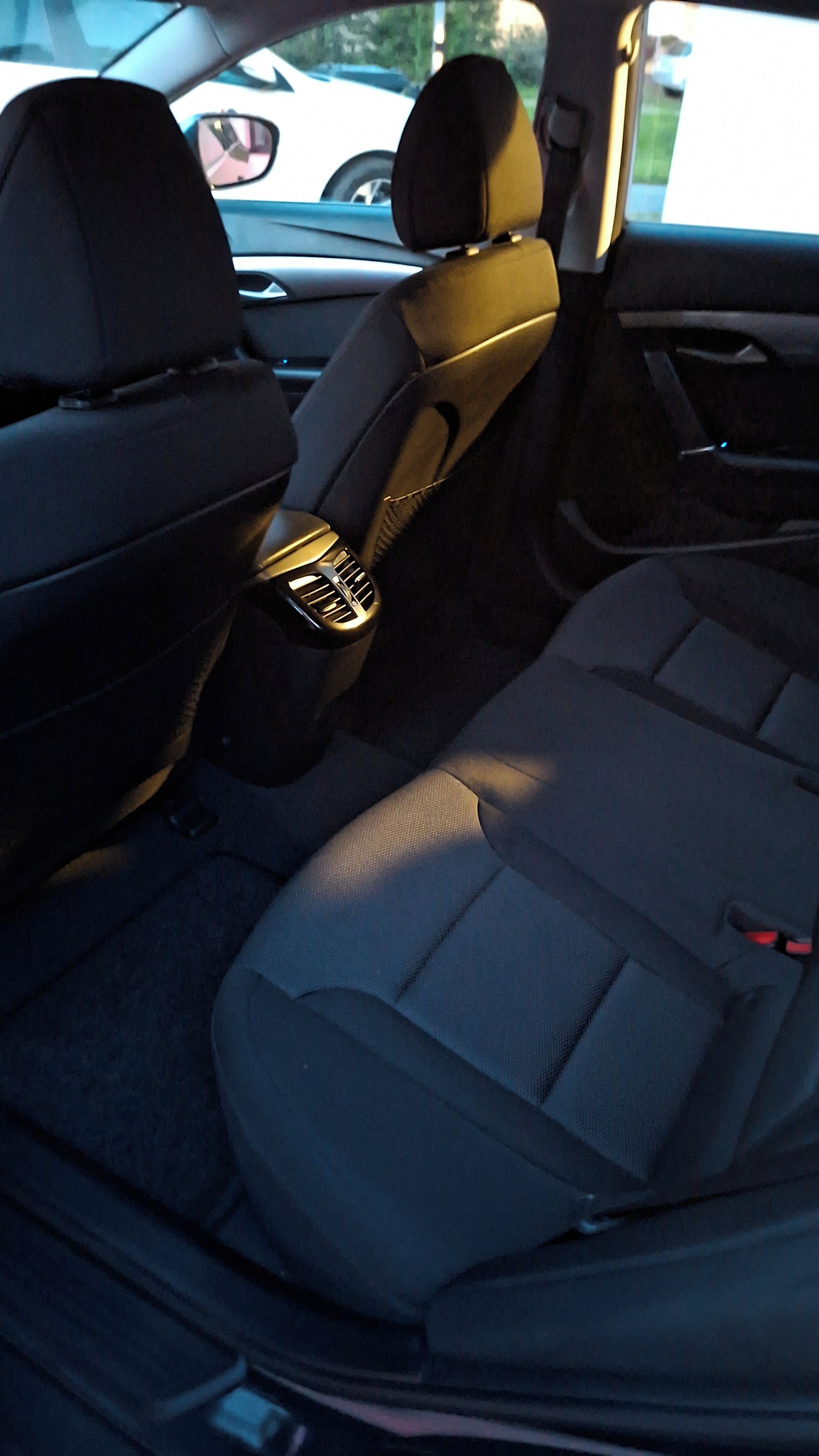 Hyundai i40, 1.6GDi 99kW 121tkm servis - fotka 6