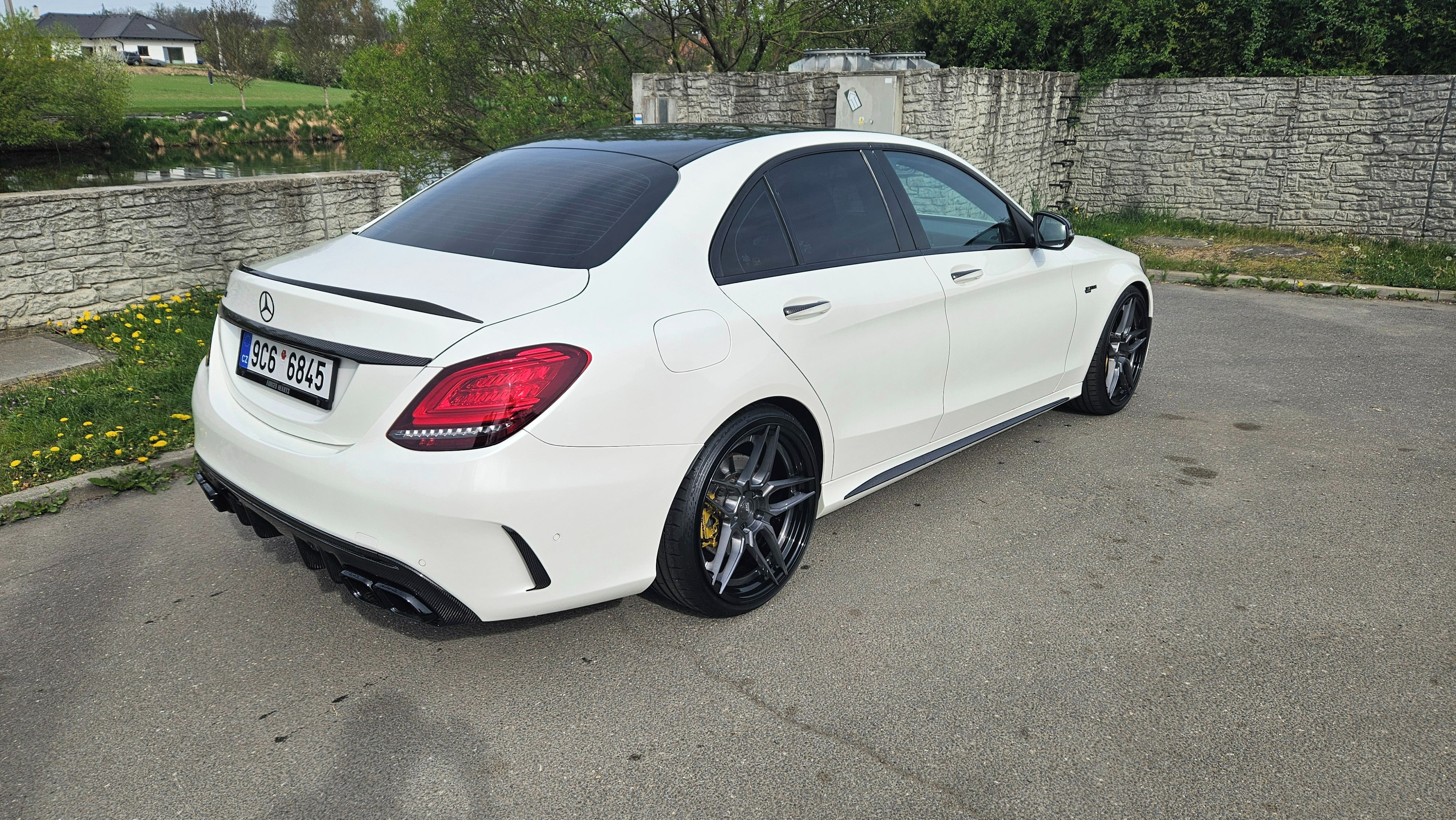 Mercedes-Benz Třídy C, AMG C 43, 424 PS, Servisováno - fotka 4