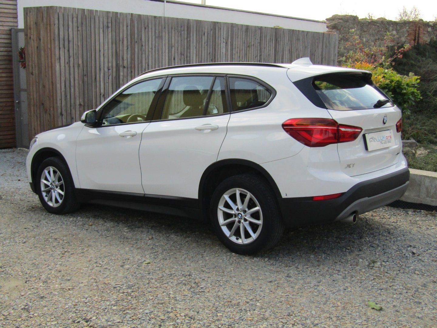 BMW X1, 116i 103kW AUTOMAT - fotka 3