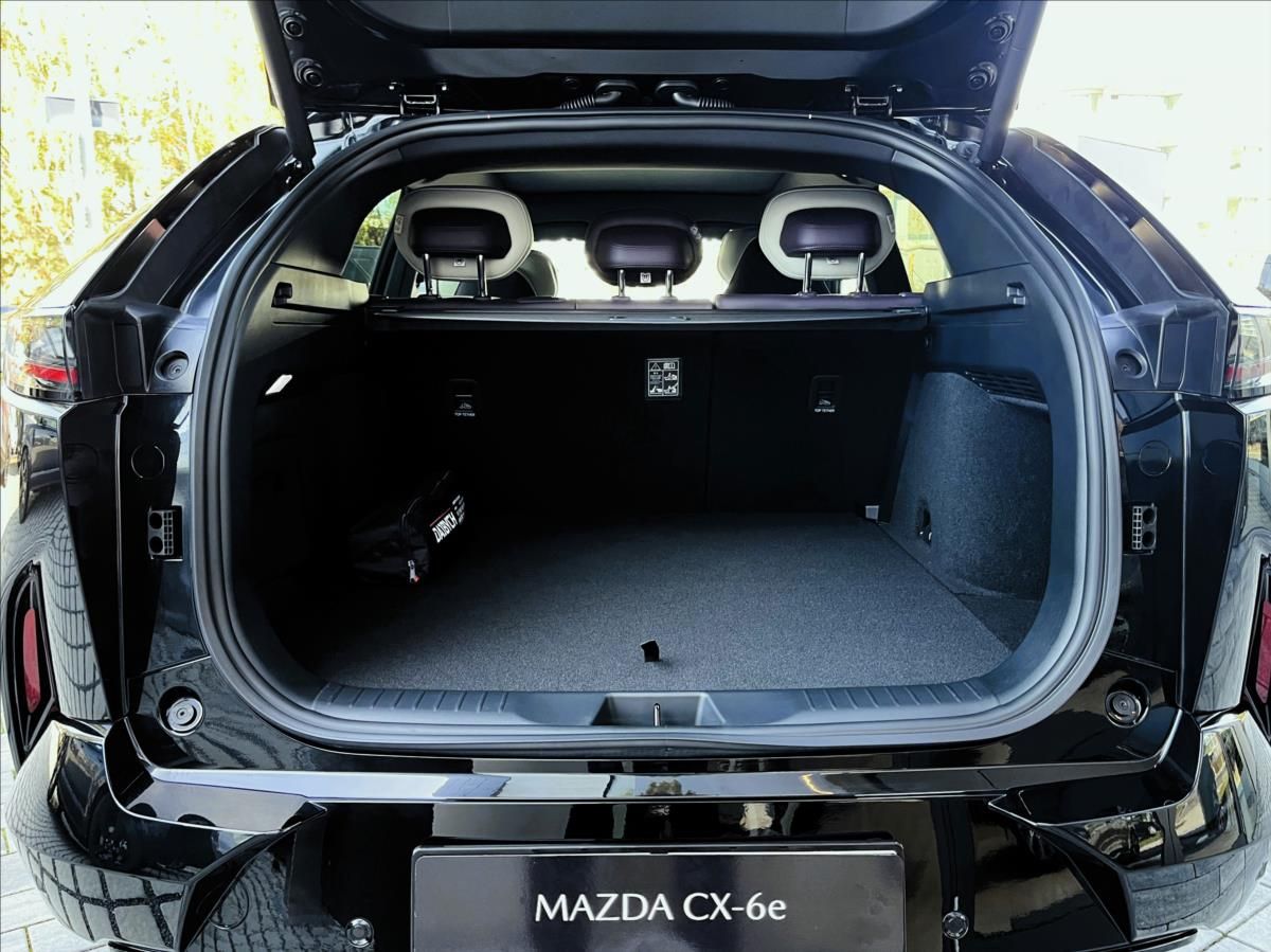 Mazda CX-6e, 258ps 1AT RWD Takumi PLUS - fotka 6