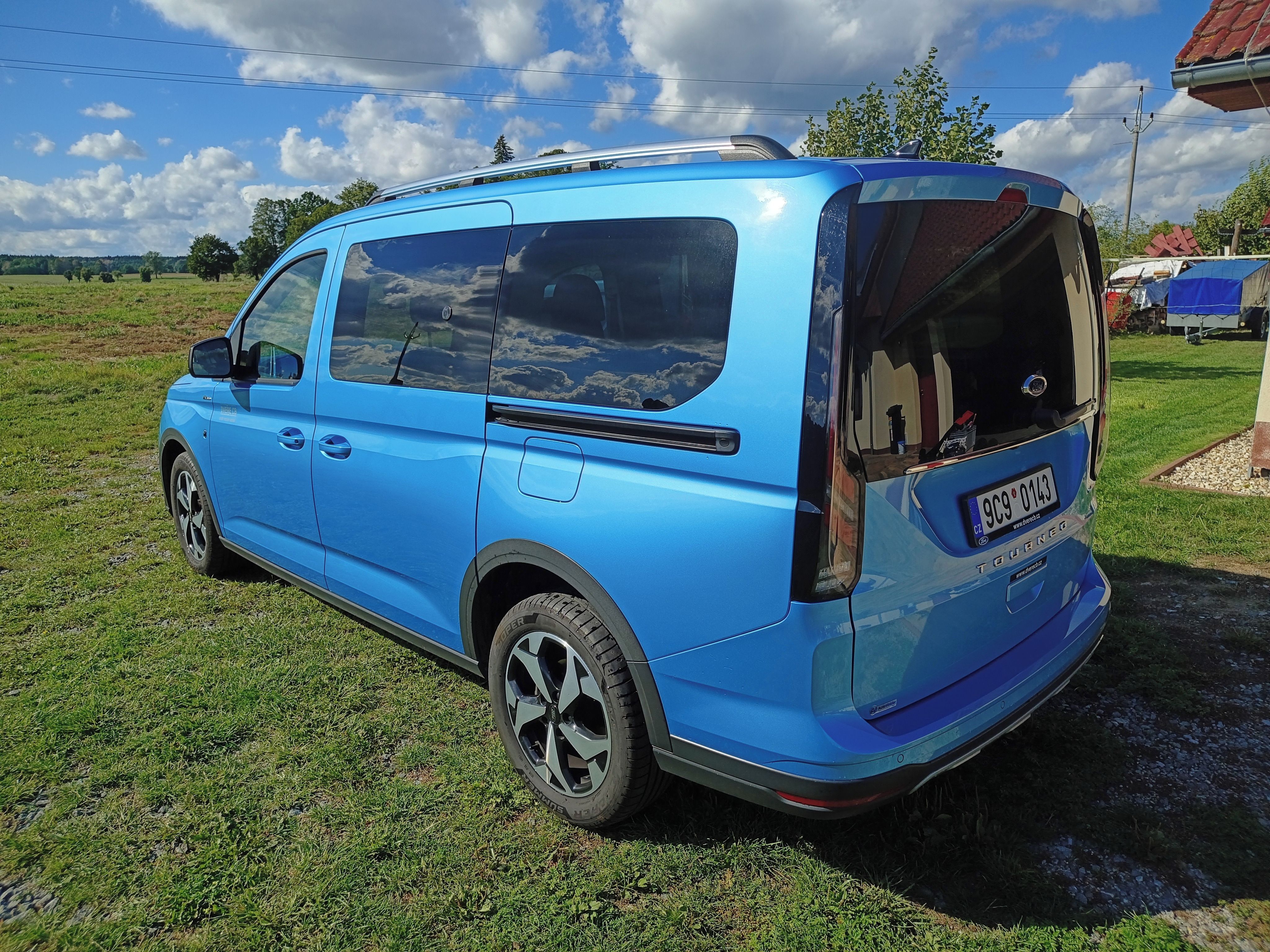 Ford Tourneo Connect, Ford tourneo connect active L2 - fotka 4