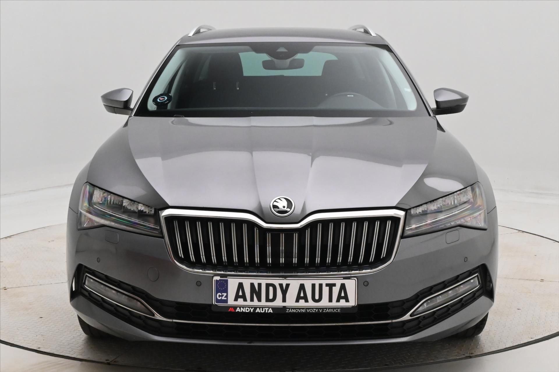 Škoda Superb, 2,0 TDI 110kW DSG Style Záruka - fotka 2