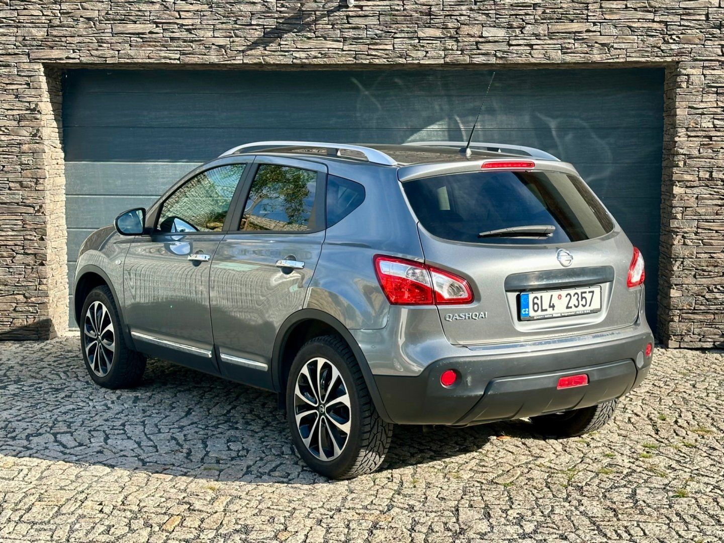 Nissan Qashqai, 2.0 16V 4x4 Panorama - fotka 5