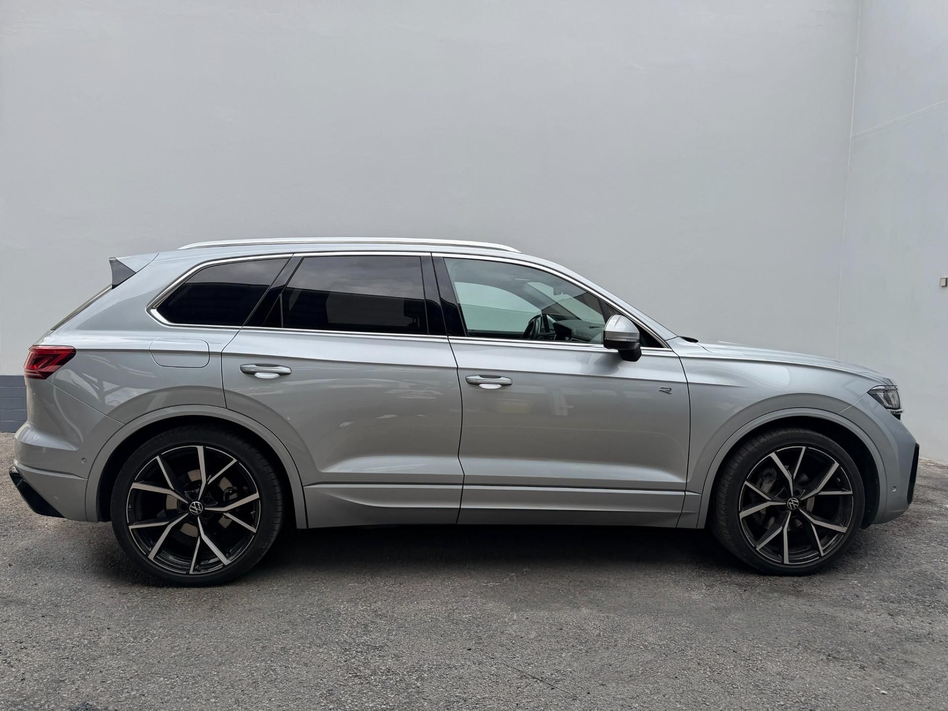 Volkswagen Touareg, R-Line V6 3.0 TDI - fotka 6