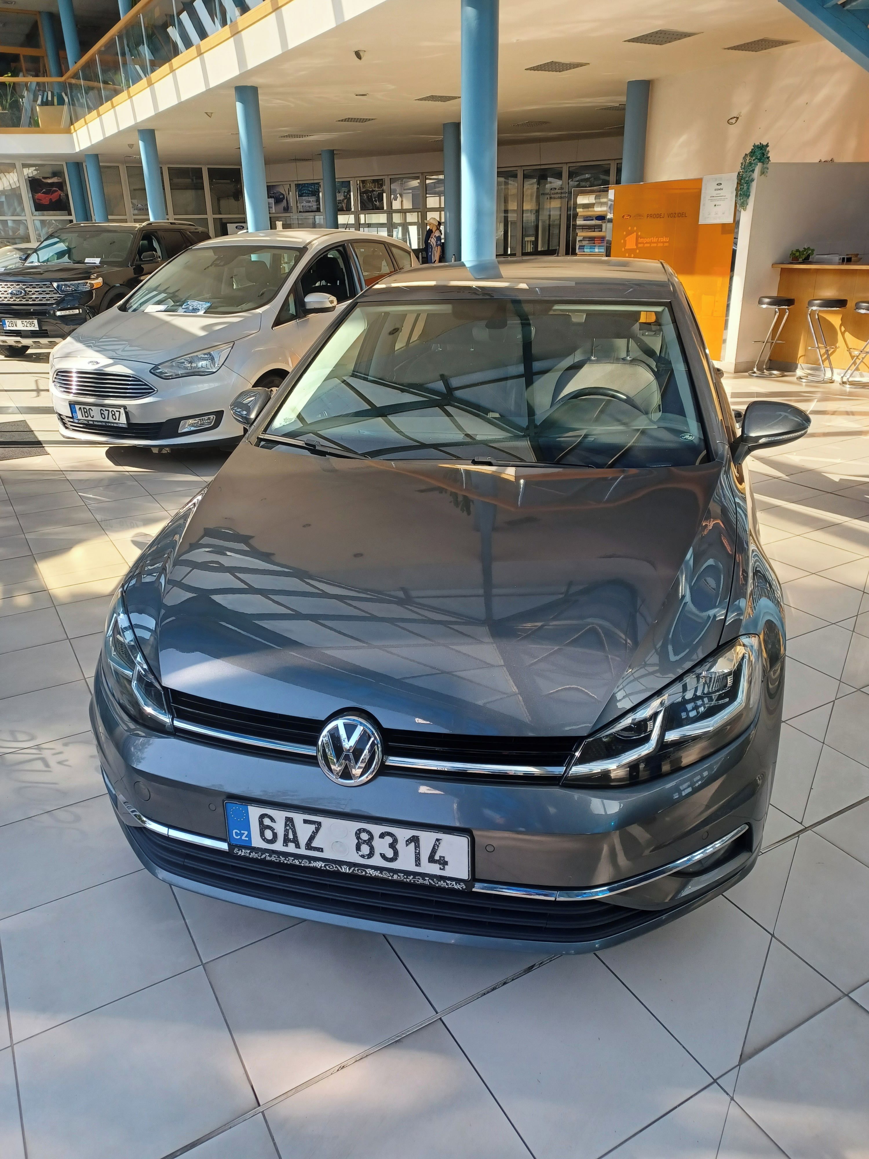Volkswagen Golf, Perfektní stav - fotka 2