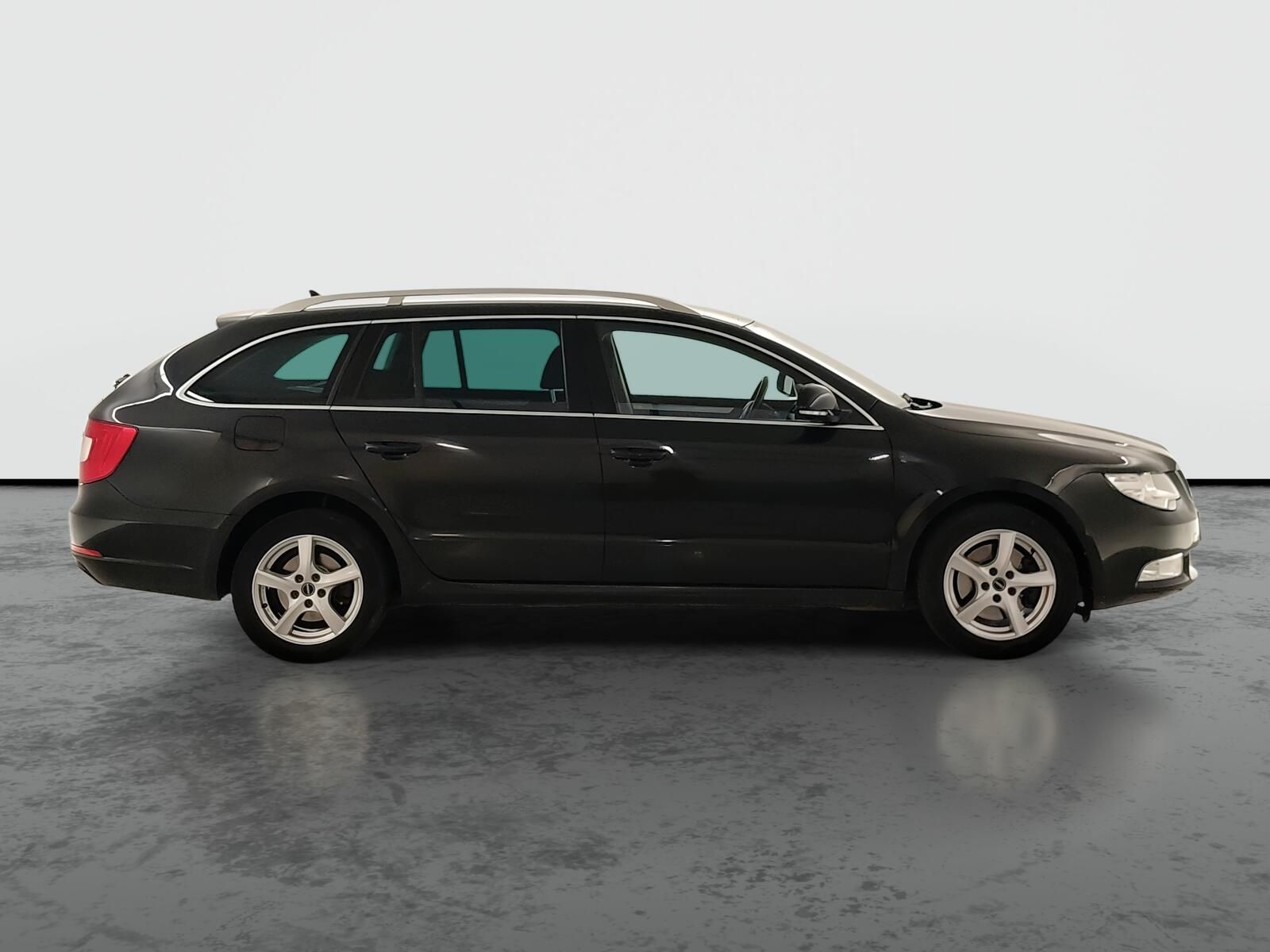 Škoda Superb, 2.0 TDI, Ambition Plus - fotka 6