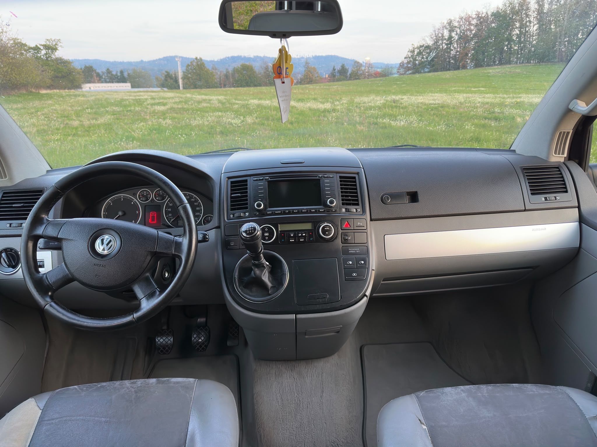 Volkswagen Multivan, 2,5 TDI - fotka 4