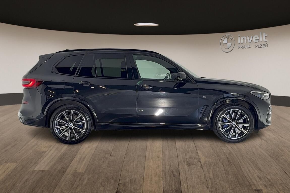 BMW X5, xDrive30d - fotka 2