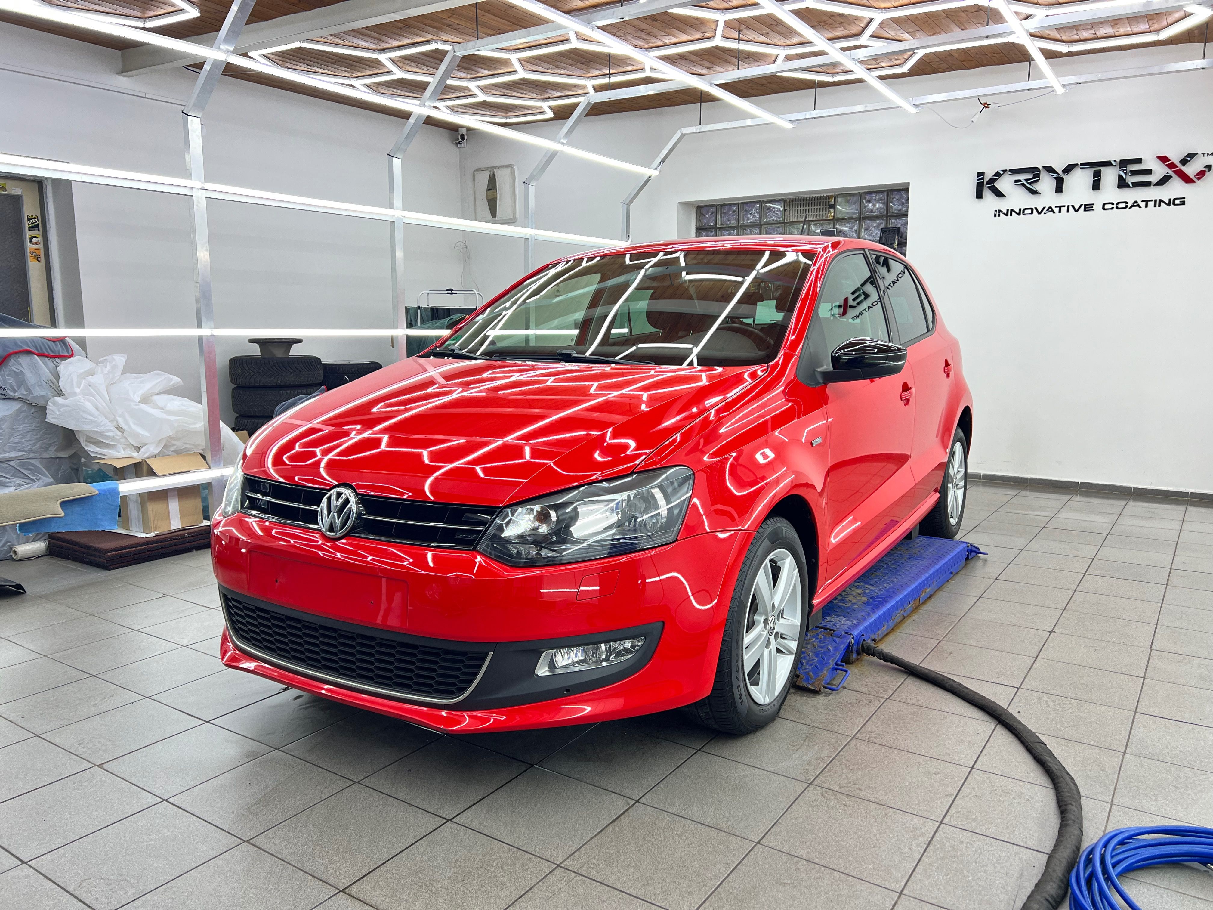 Volkswagen Polo, 1.2 TSI 66kw MATCH po servise - fotka 2