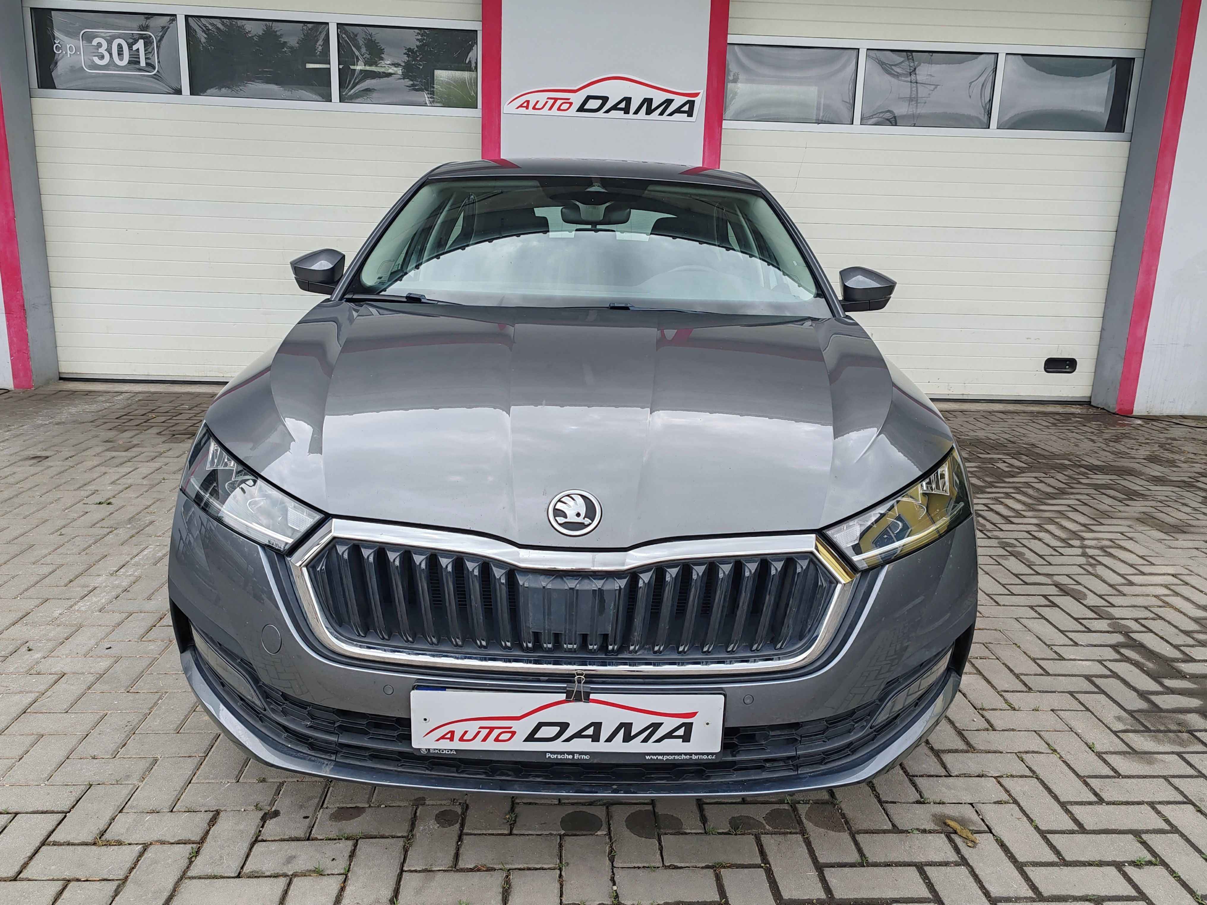 Škoda Octavia, 2.0 TDI Ambition 1.Maj*ČR*DPH - fotka 2