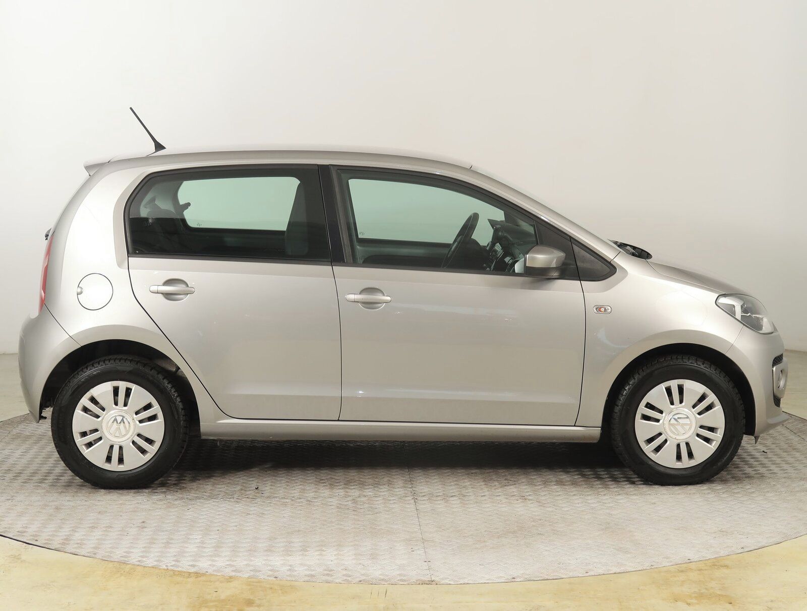 Volkswagen Up!, 1.0 MPI, Serv.kniha - fotka 6
