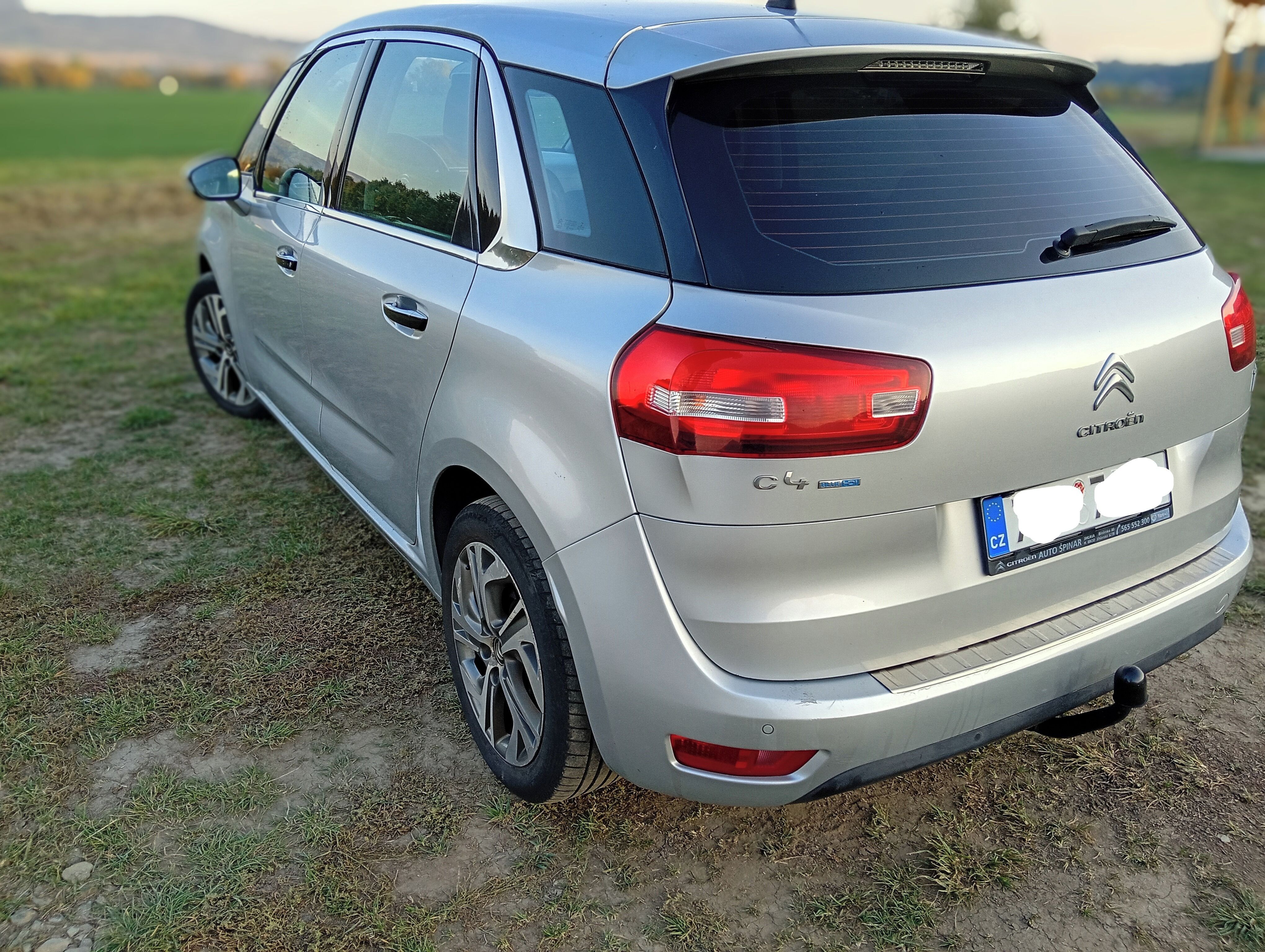 Citroën C4 Picasso, 2,0 HDi - fotka 3