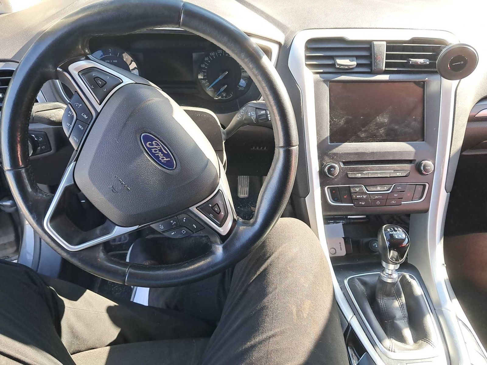 Ford Mondeo, 2.0 TDCI, Navi - fotka 3