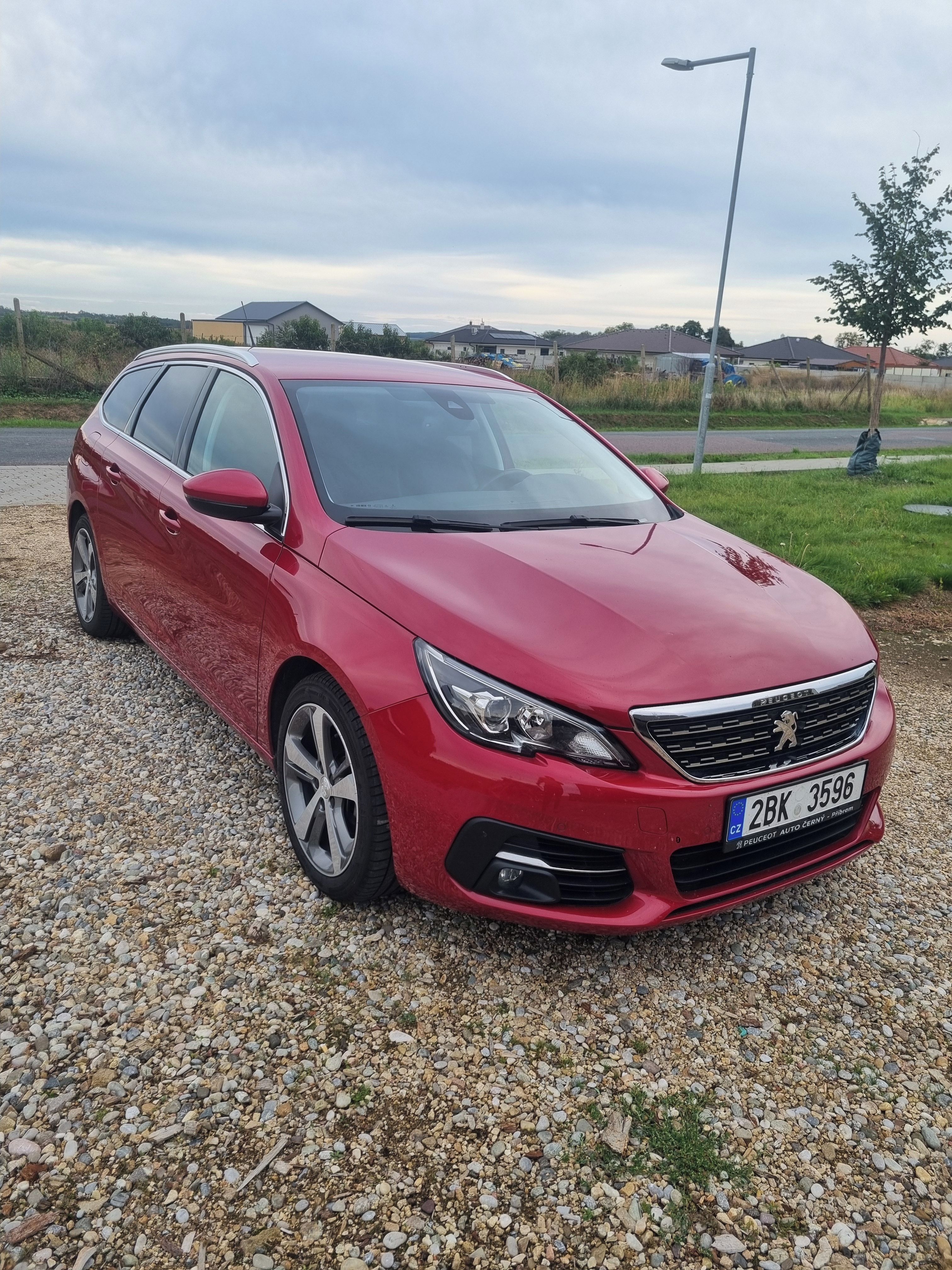 Peugeot 308 - fotka 6