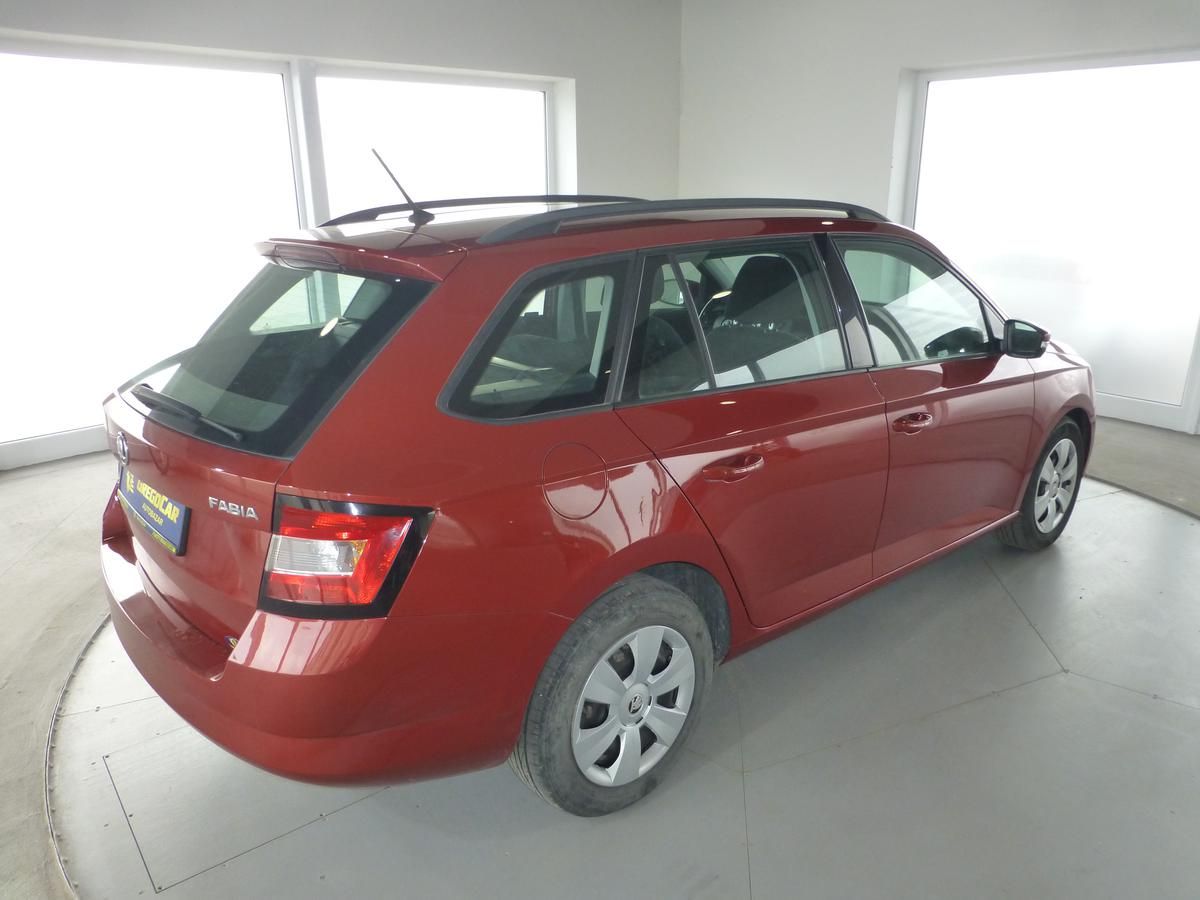 Škoda Fabia, 1,2TSI-66KW**KLIMATIZACE - fotka 6