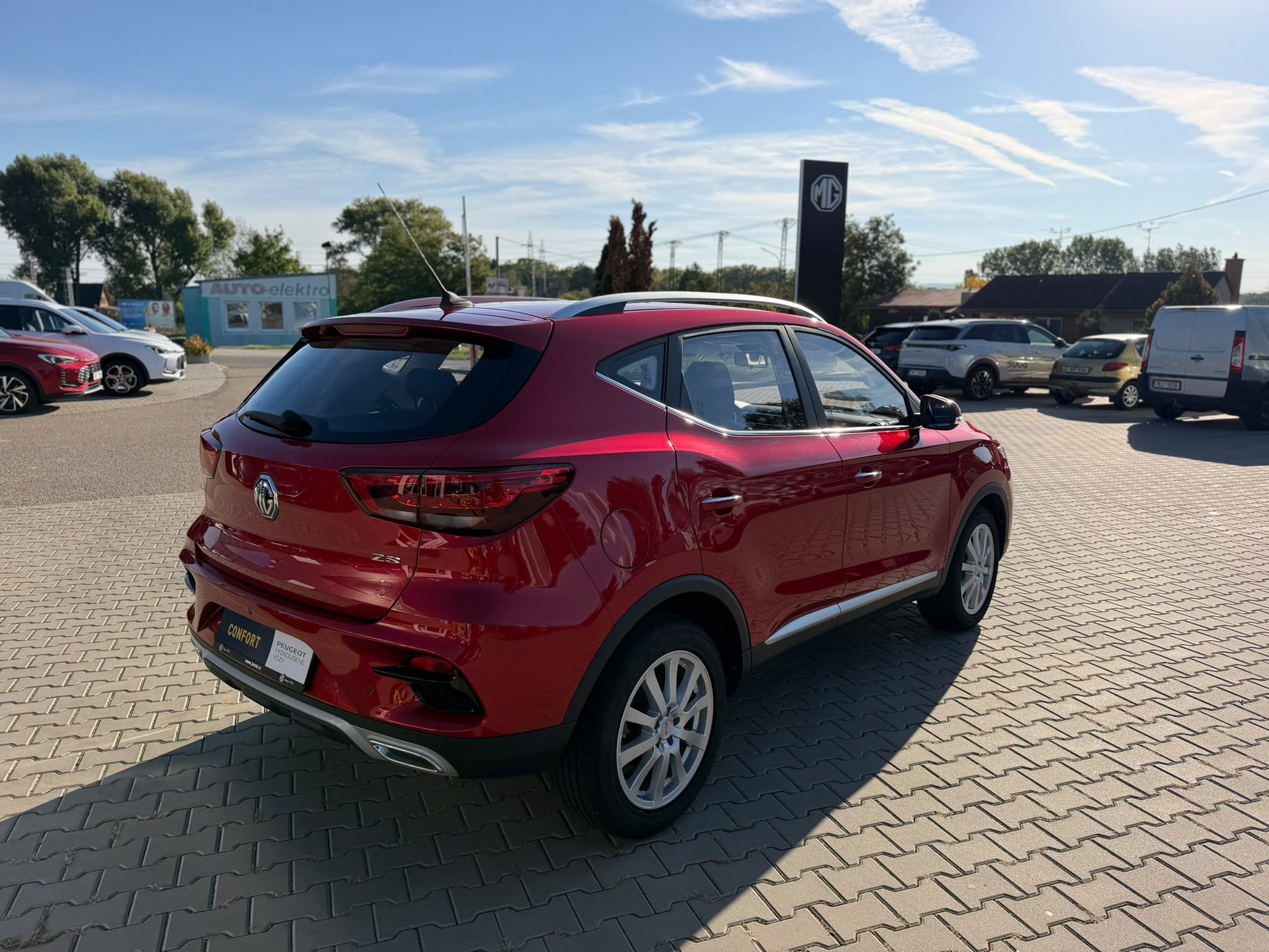 MG ZS, ESSENTIAL 1.5 106 MAN5 - fotka 4