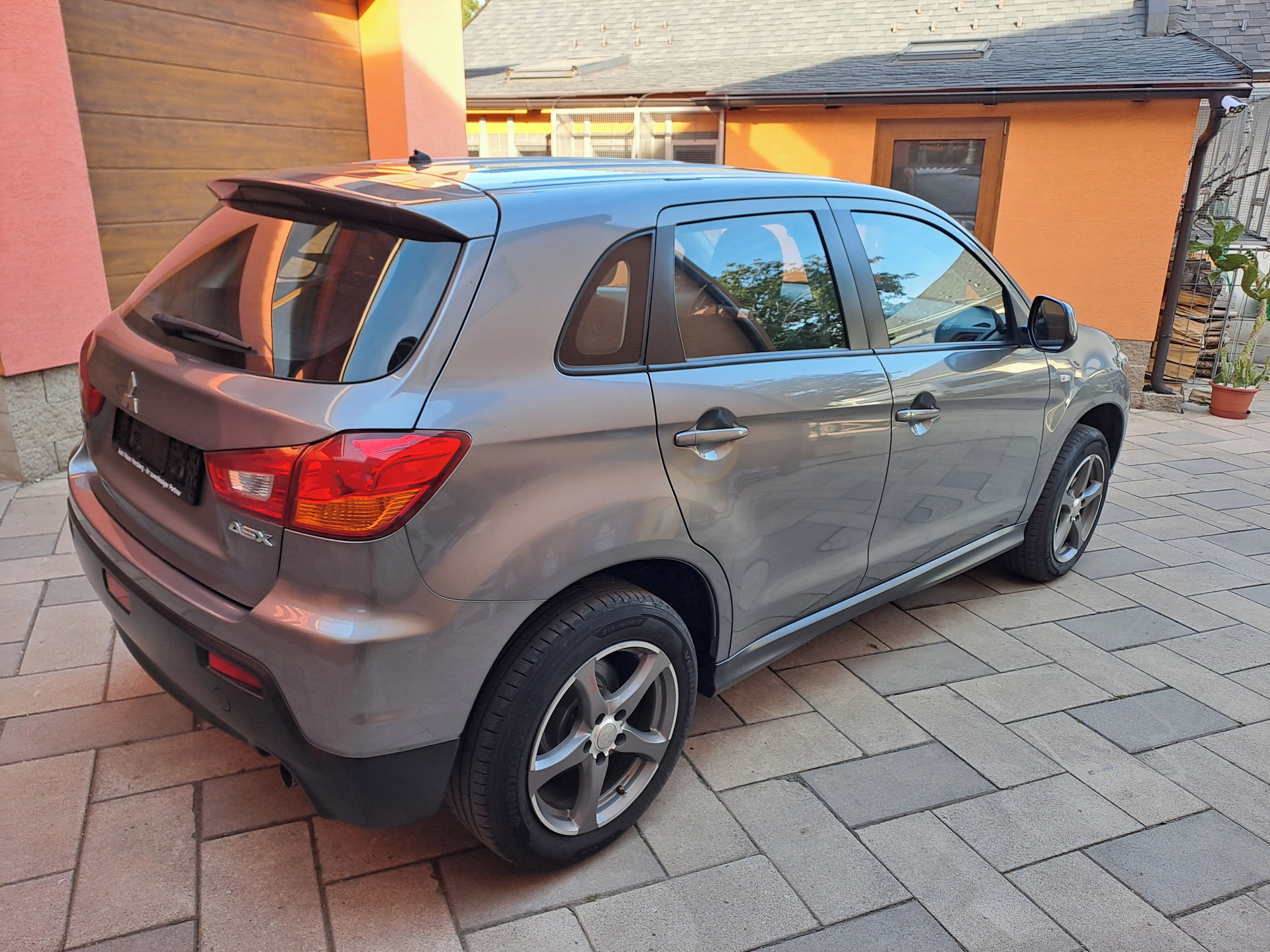 Mitsubishi ASX, 1,6 i  86KW TOP STAV 114t KM - fotka 5
