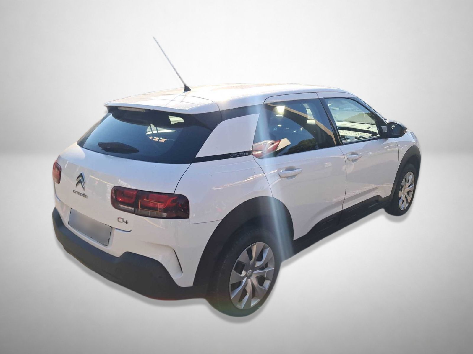 Citroën C4 Cactus, 1.2 PureTech, ČR,1.maj - fotka 2