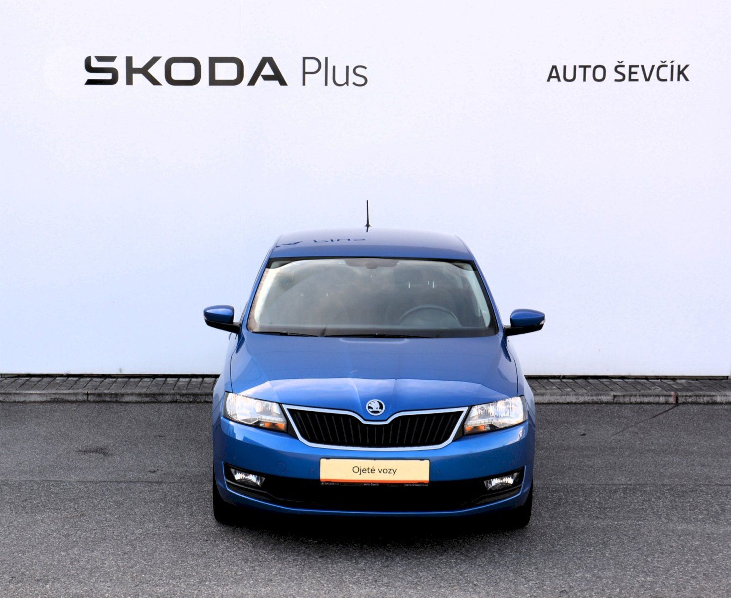Škoda Rapid, 1.0 TSI 81 KW Ambition PLUS - fotka 4