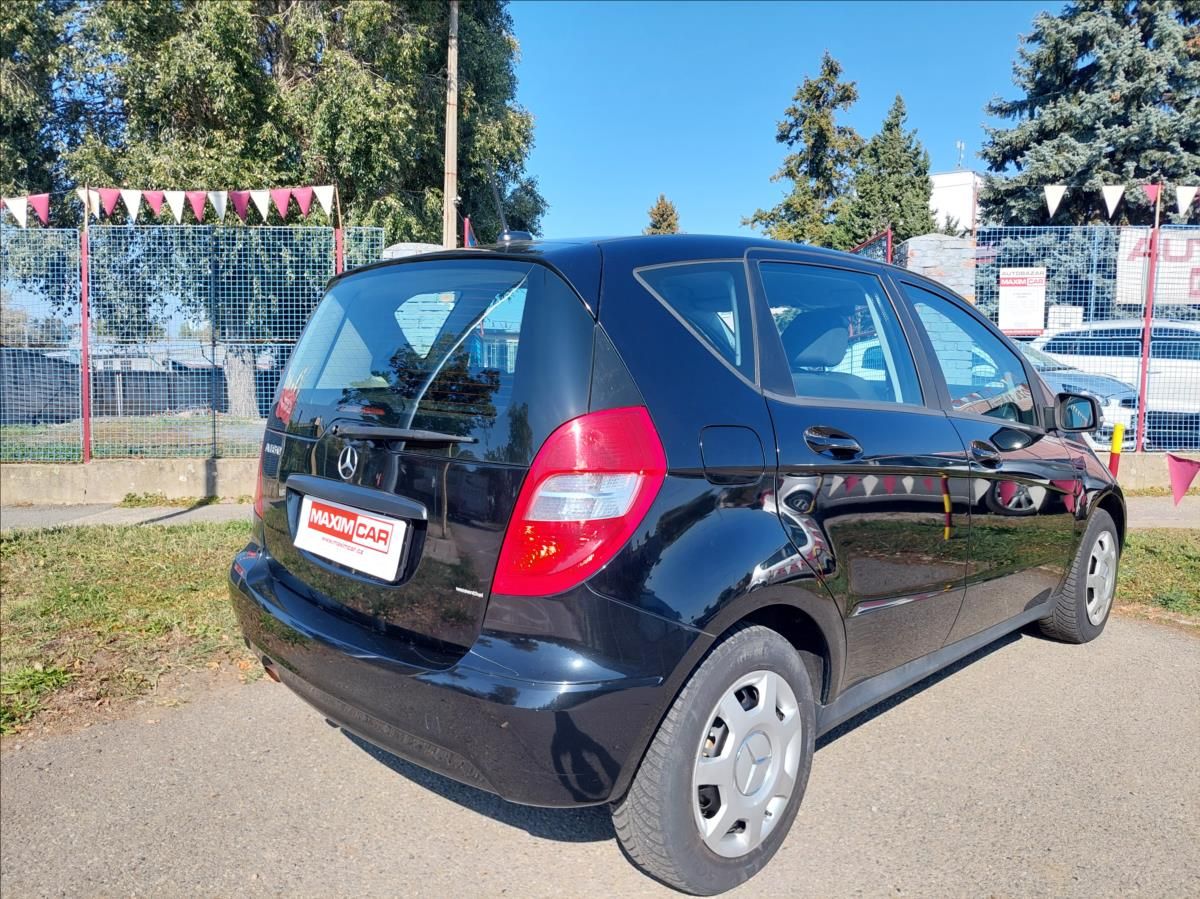 Mercedes-Benz Třídy A, 1,5 A 160+serviska+bez koroze+ - fotka 5