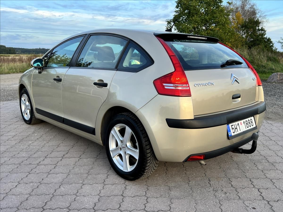Citroën C4, 1,6 16V  KLIMA,TEMP,ČR - fotka 6