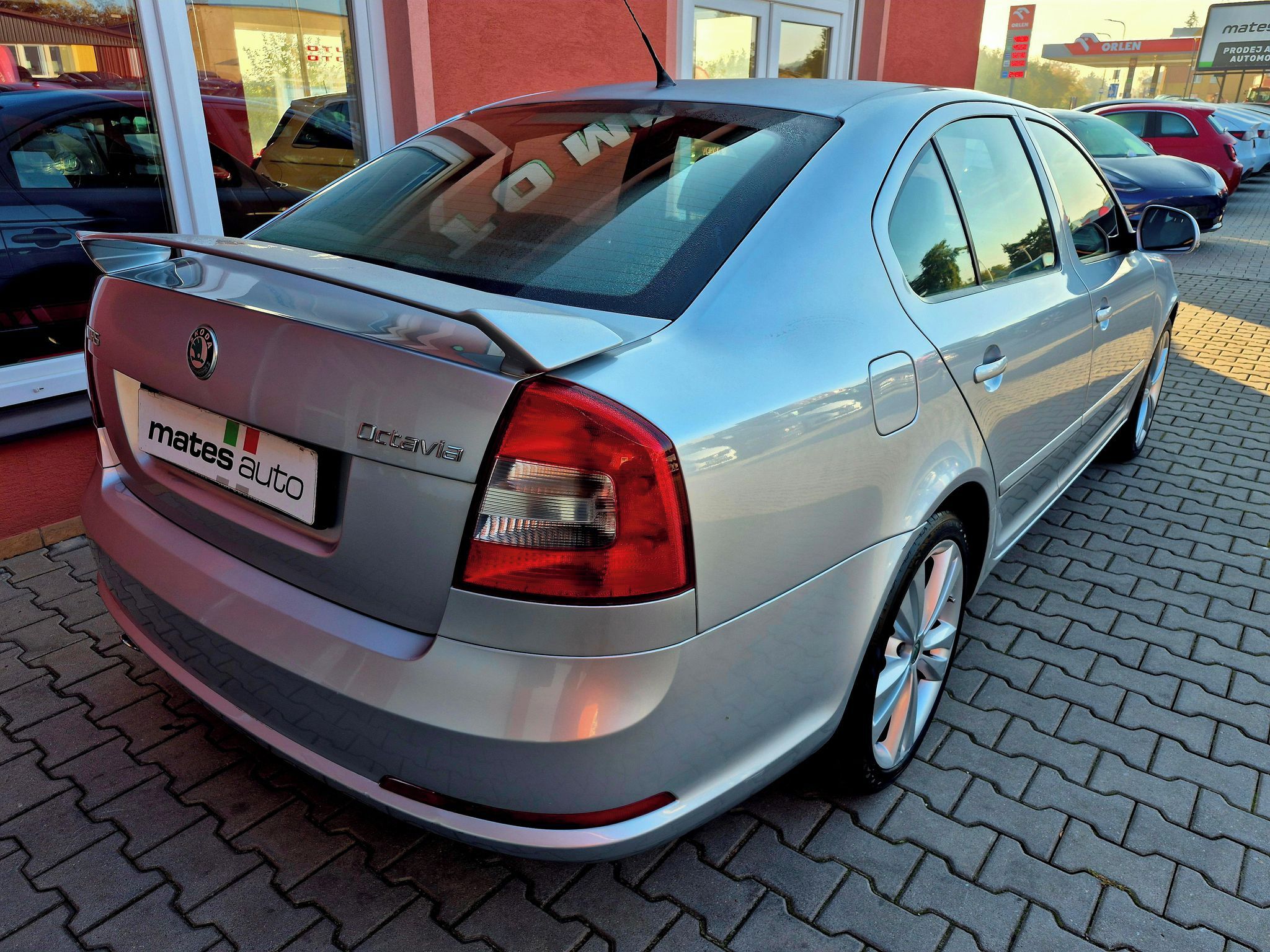 Škoda Octavia, 2.0 TDi 125kw RS FACELIFT - fotka 6